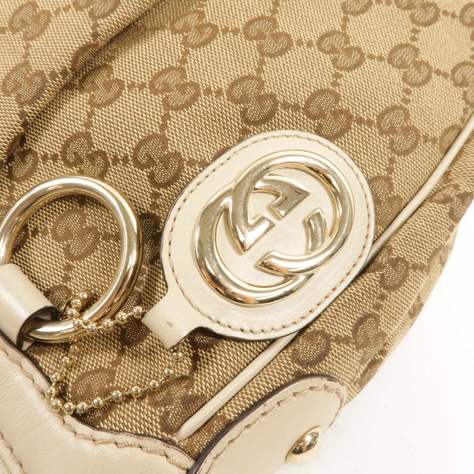GUCCI 帆布Sukey GG肩背袋