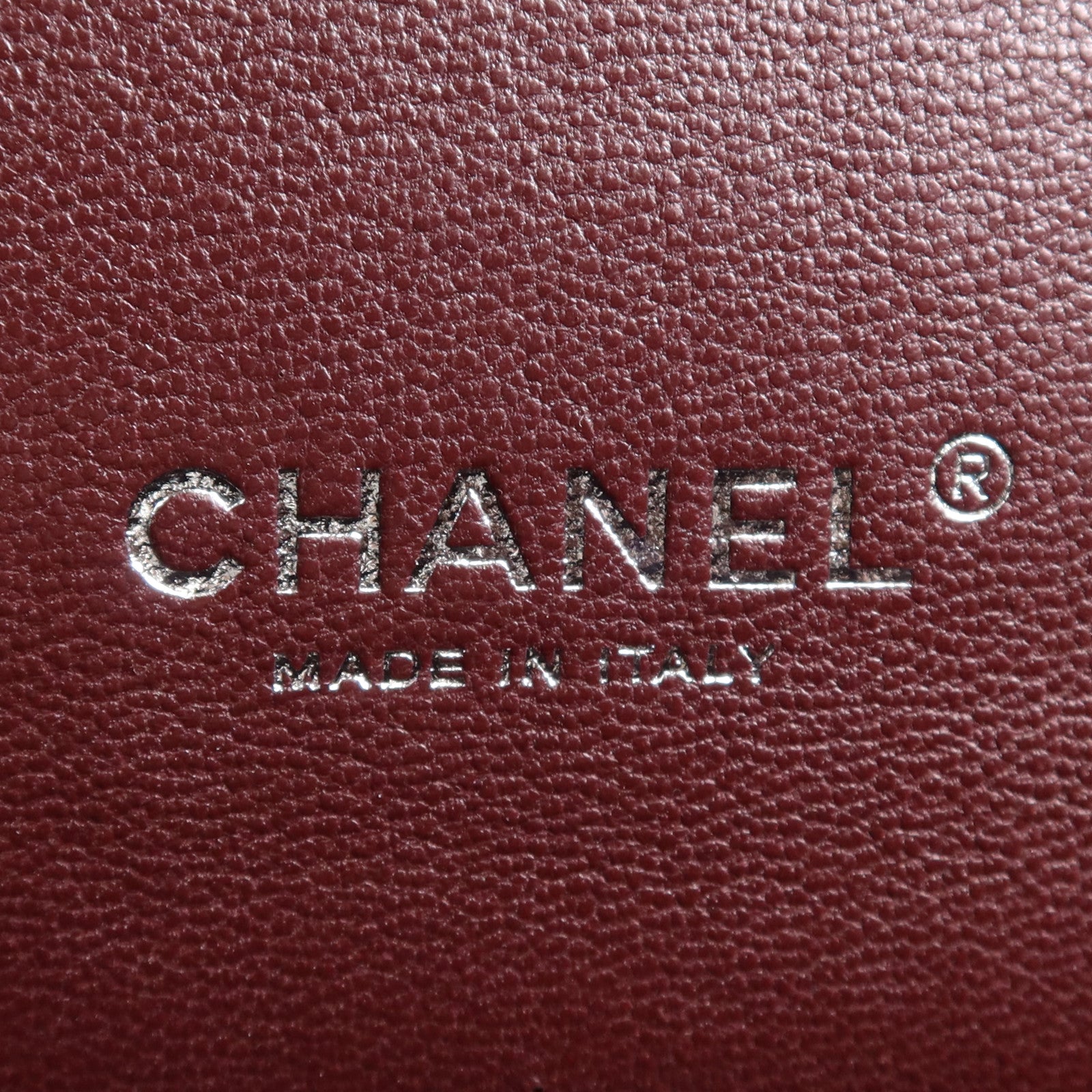 CHANEL 牛皮皮革Maxi Classic銀扣鏈帶肩背袋