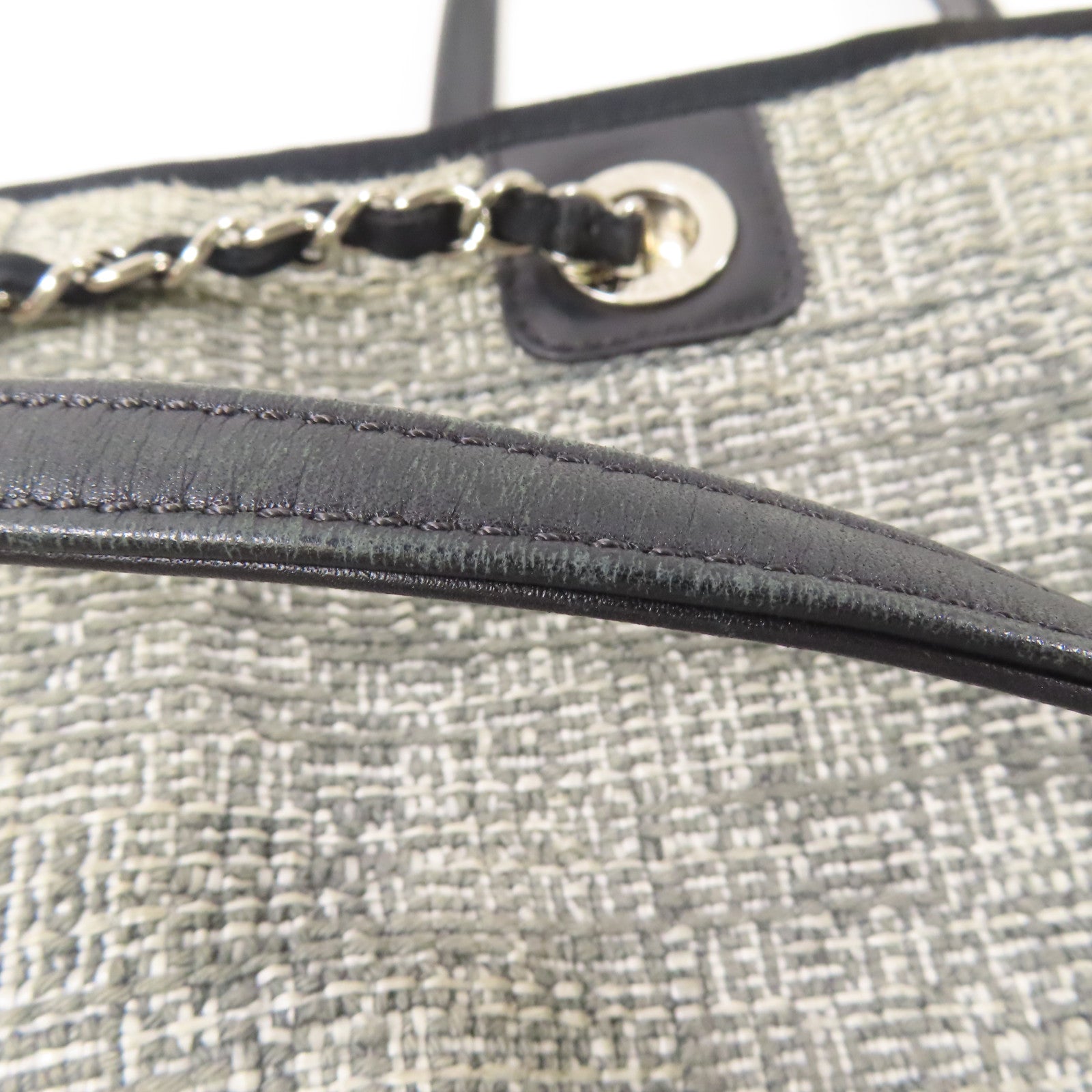 CHANEL 帆布Deauville Tote Bag銀扣肩背袋
