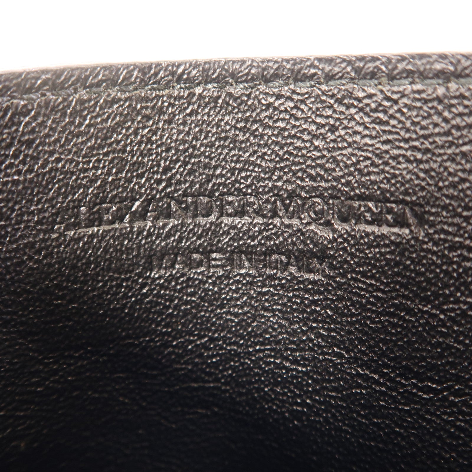 Alexander McQueen 牛皮皮革Mcqueen Card Case金扣