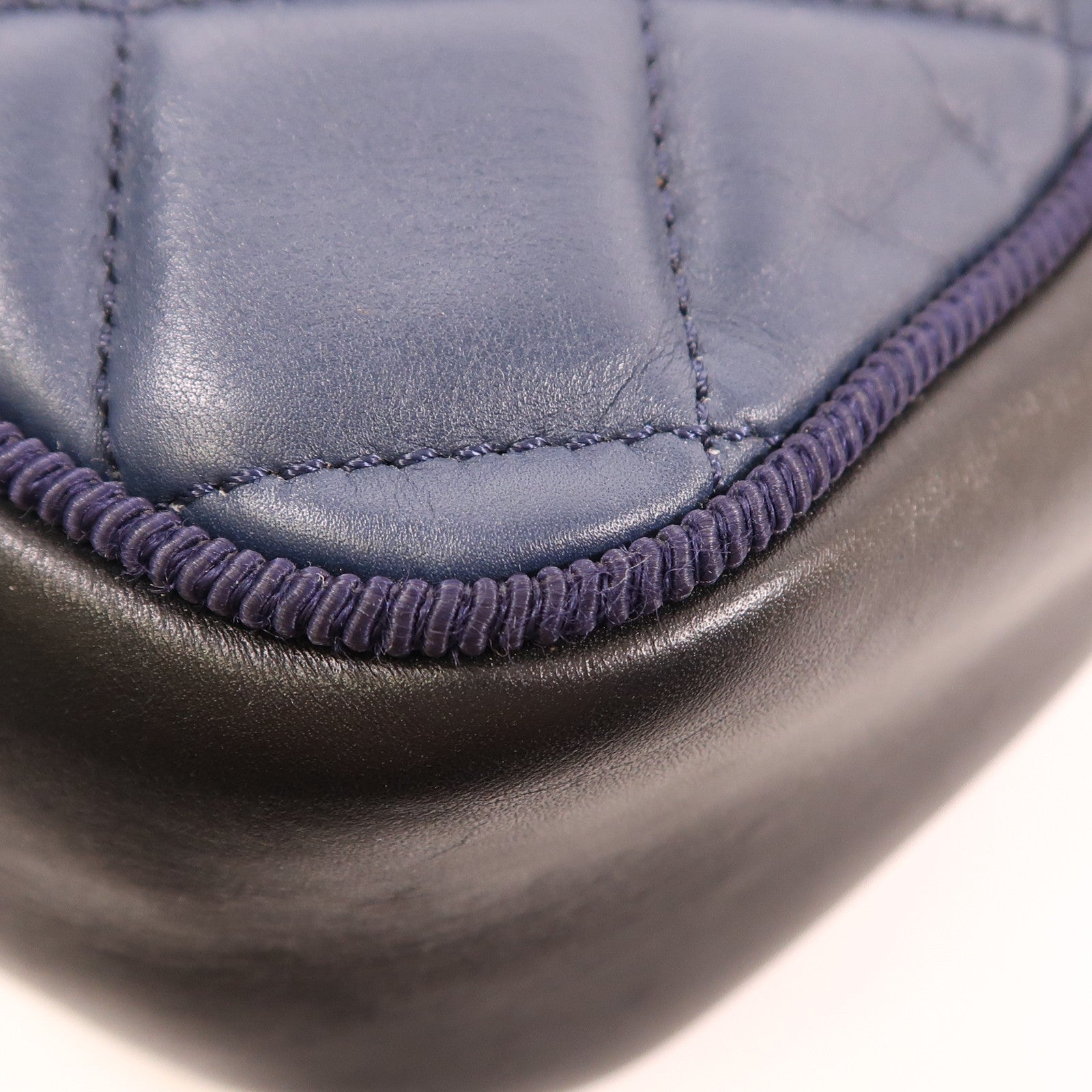 CHANEL 牛皮皮革Chain Shoulder銀扣鏈帶肩背袋