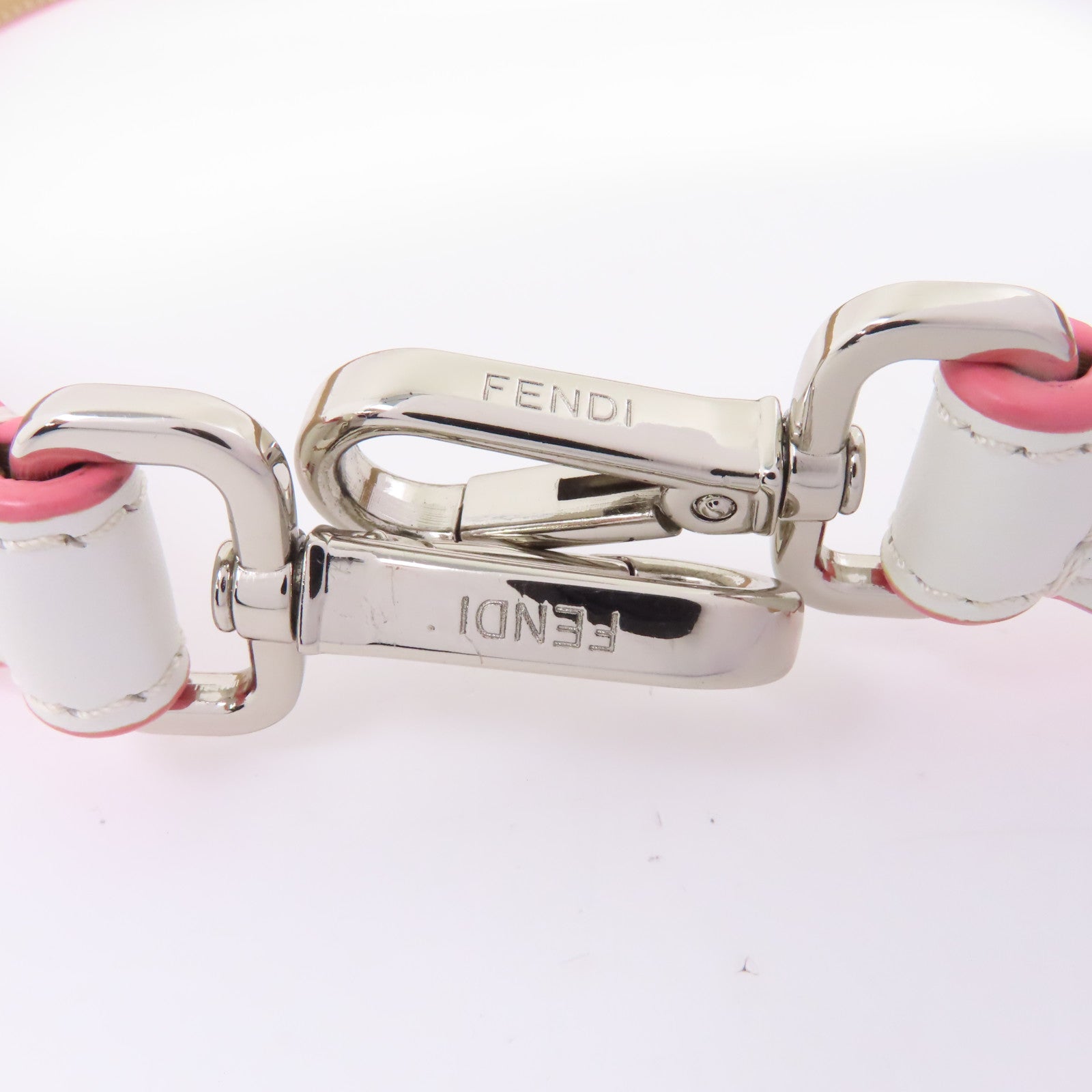FENDI 皮革Shoulder Strap銀扣掛飾彩色/白色
