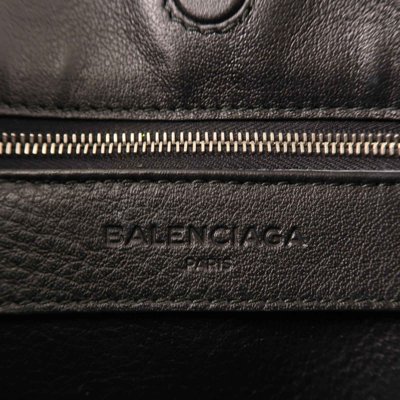 BALENCIAGA 牛皮皮革Papier A6銀扣手挽肩背兩用袋