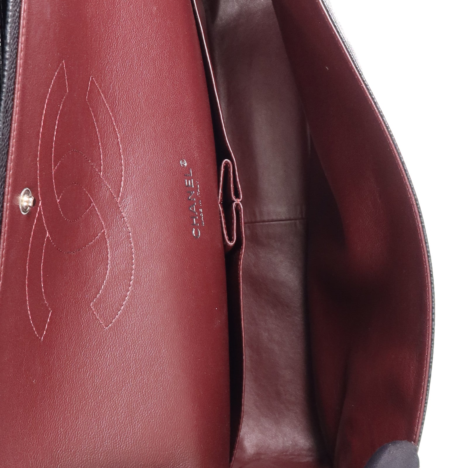 CHANEL 牛皮皮革Maxi Classic銀扣鏈帶肩背袋