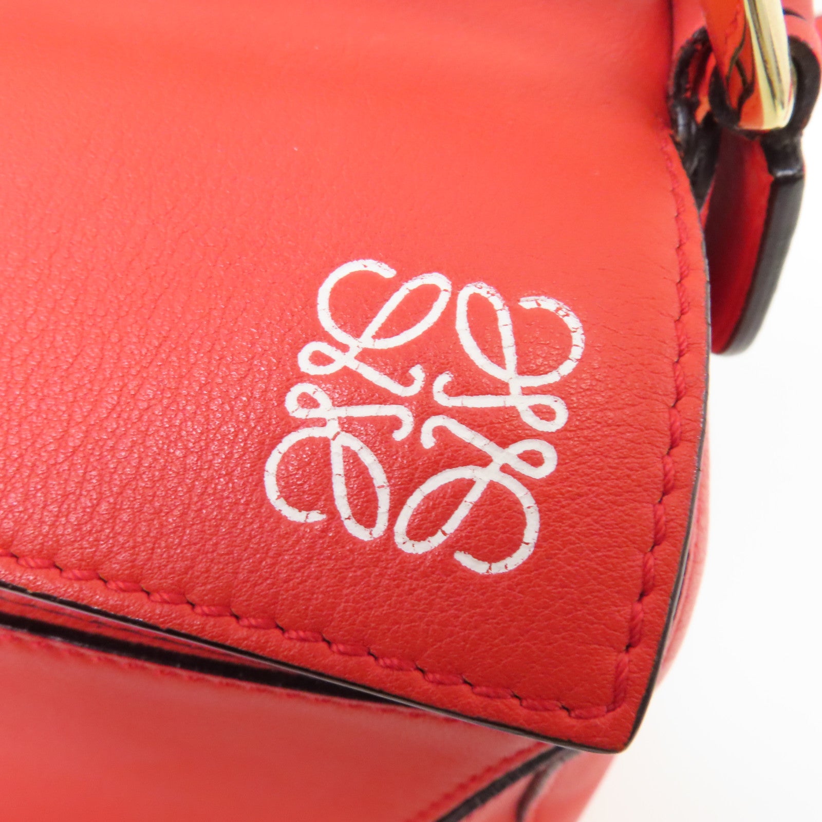 LOEWE 牛皮皮革Puzzle Small金扣手挽肩背兩用袋紅色