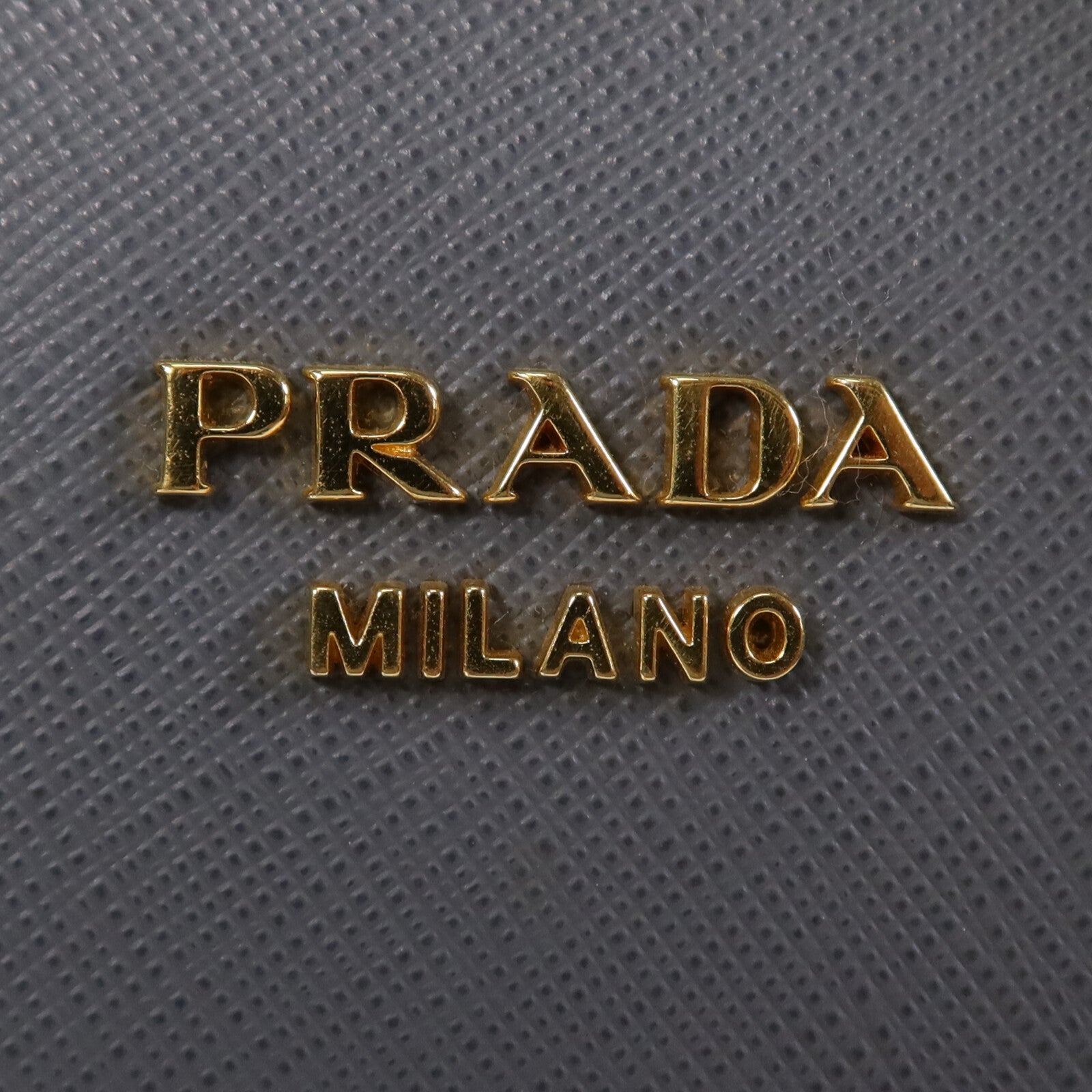 PRADA Saffiano皮革Hand Bag金扣手挽袋