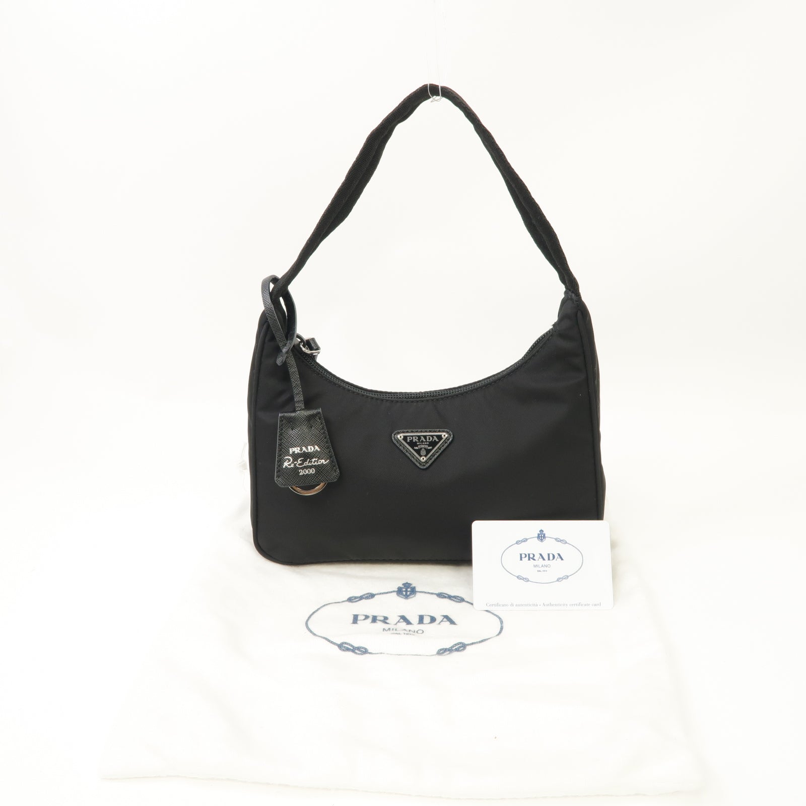 PRADA 尼龍Re-Edition 2000 Mini Bag銀扣肩背袋黑色