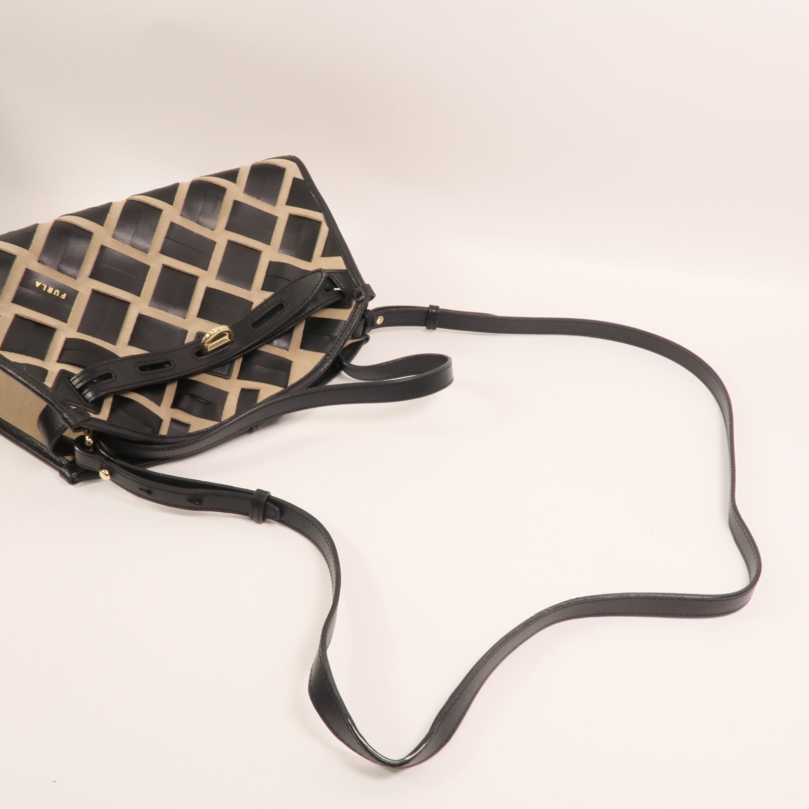 Furla 牛皮皮革Shoulder Bag金扣肩背袋