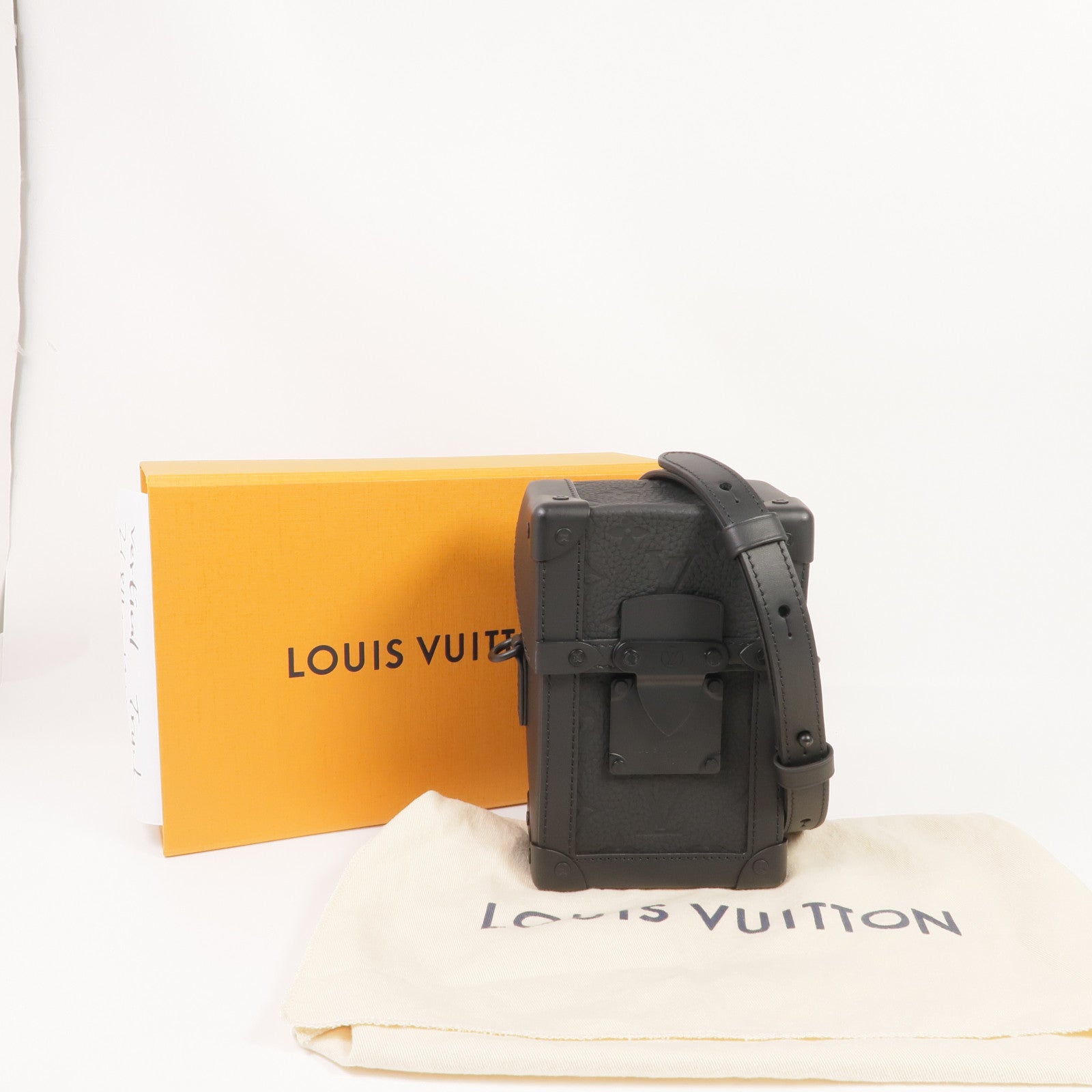 LOUIS VUITTON Monogram Taurillon Vertical Trunk肩背袋