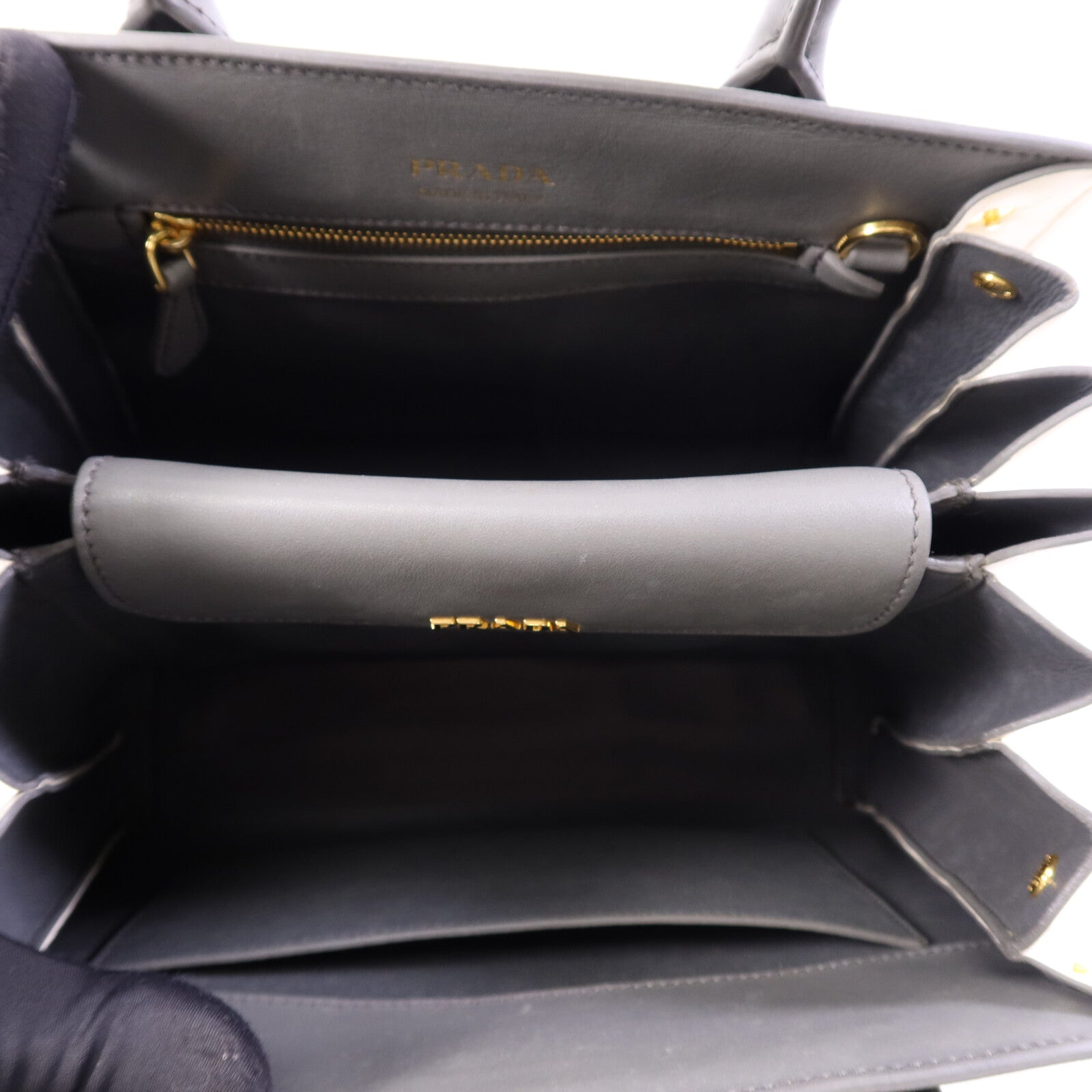 PRADA Saffiano皮革Hand Bag金扣手挽袋