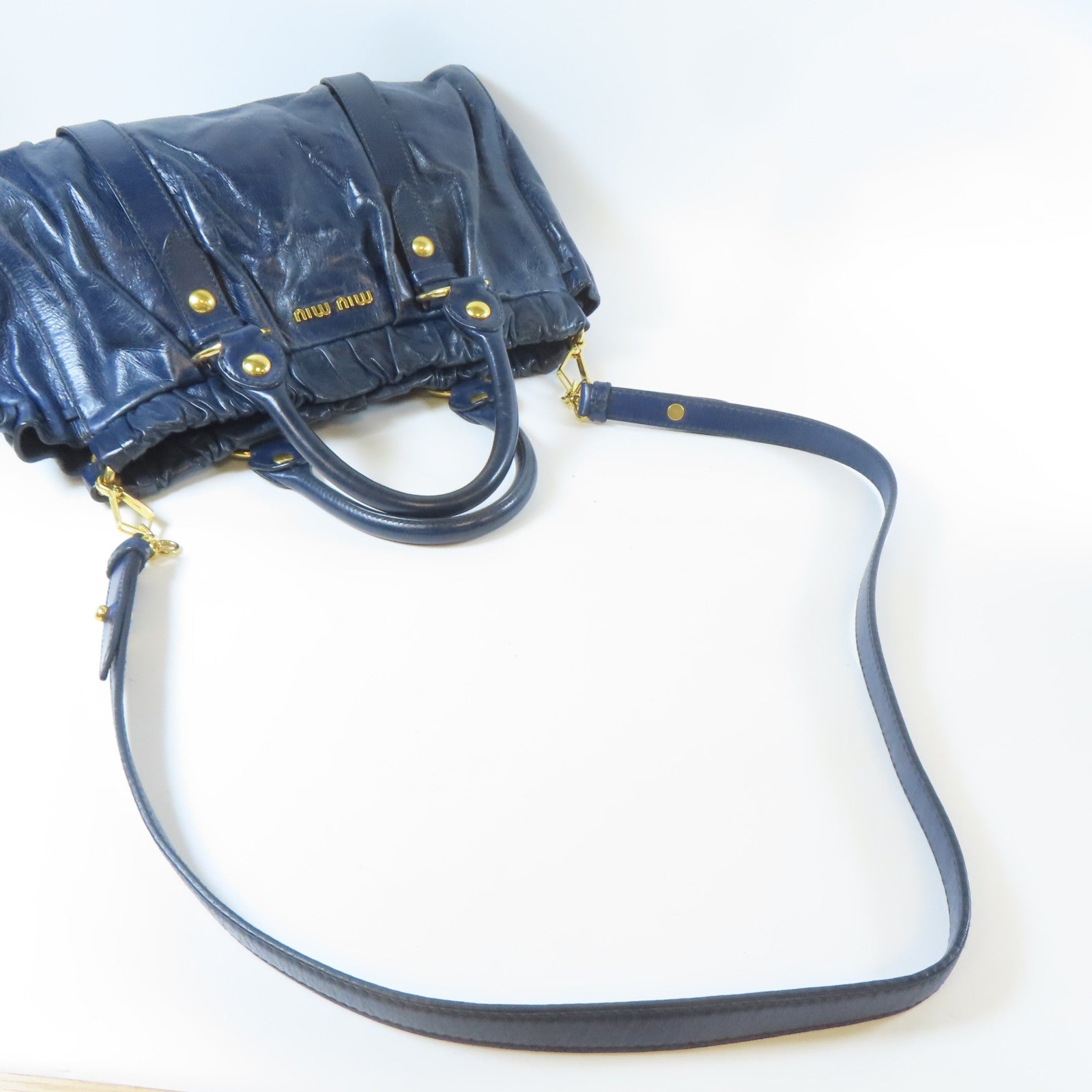 Miu Miu 牛皮皮革Shoulder Bag金扣肩背袋深藍色