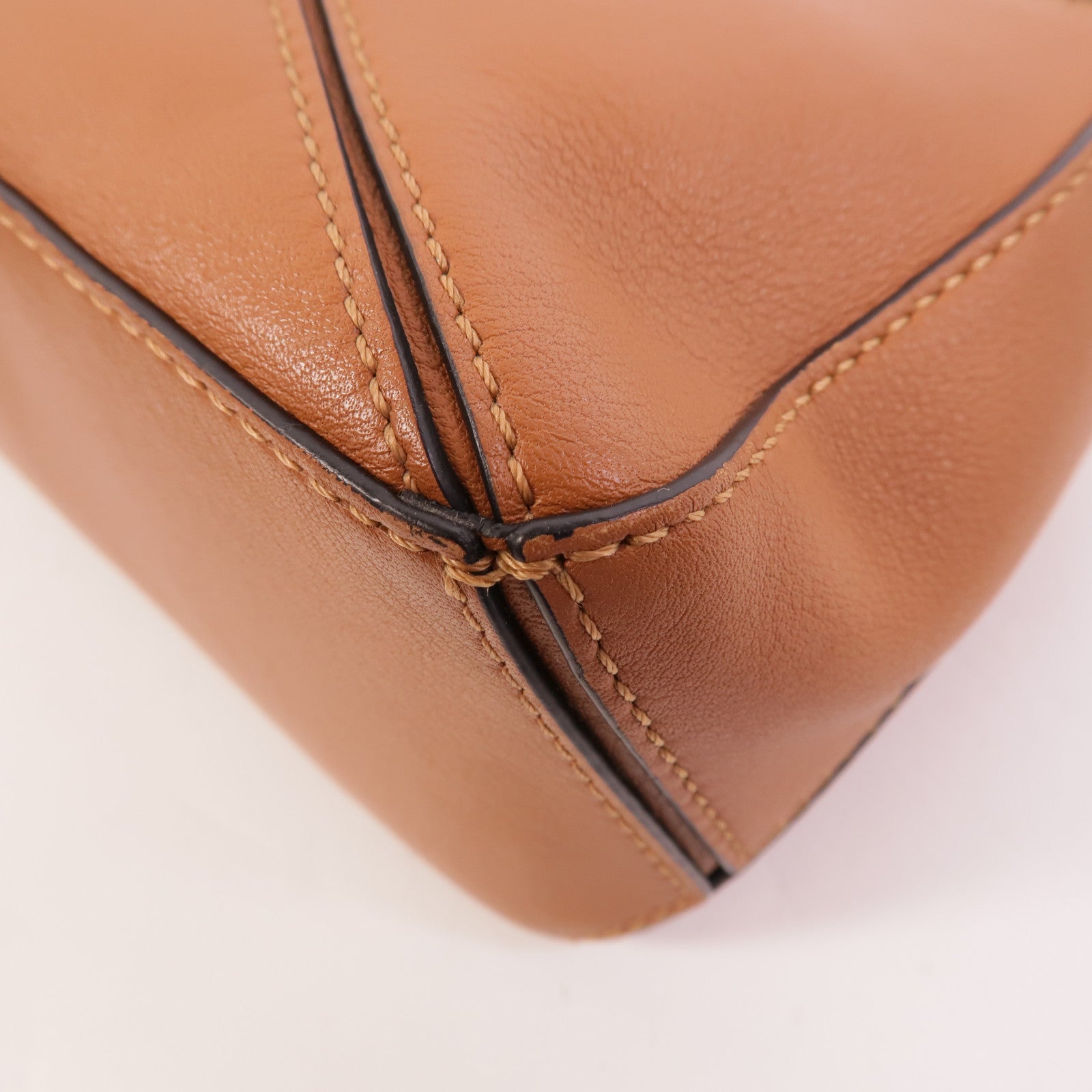 LOEWE 牛皮皮革Mini Puzzle手挽肩背兩用袋