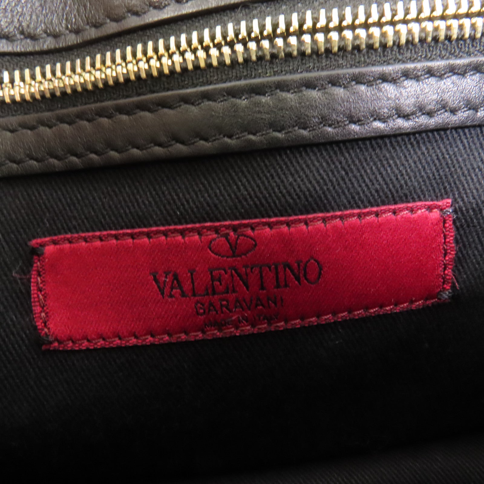Valentino 牛皮皮革Mini Rockstud Glam Lock金扣肩背袋