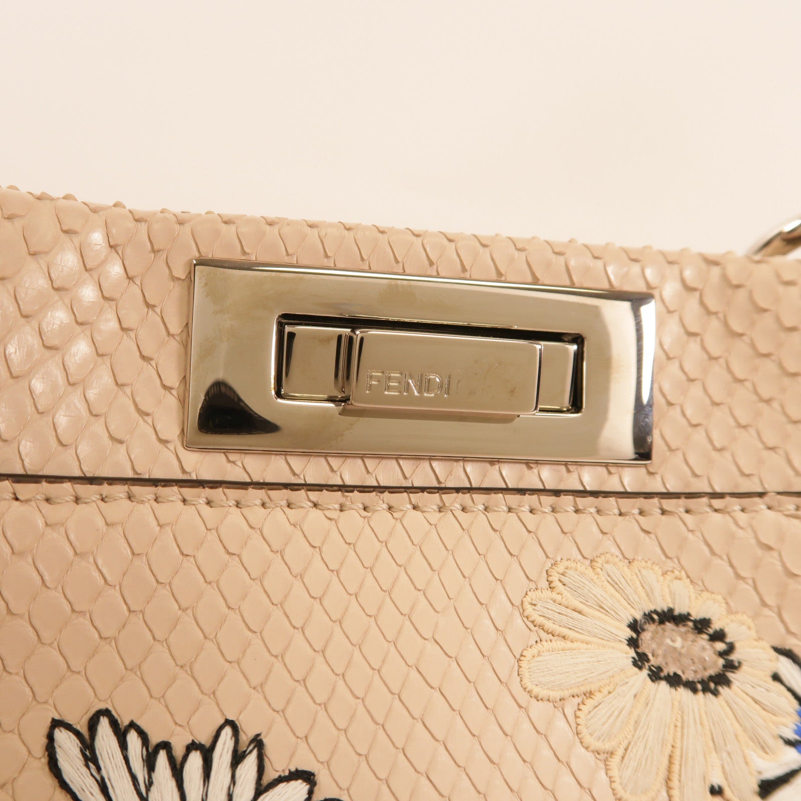 FENDI 蛇皮皮革Peekaboo手挽肩背兩用袋