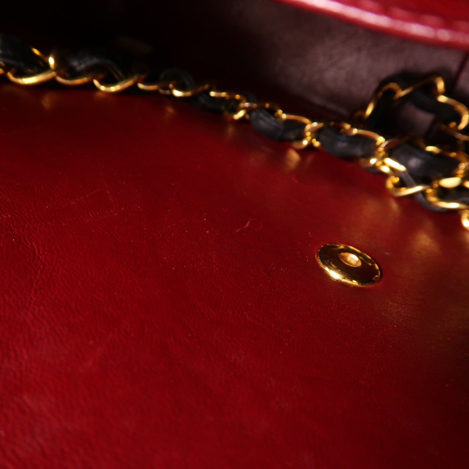 CHANEL 羊皮皮革Vintage Chain Shoulder金扣鏈帶肩背袋