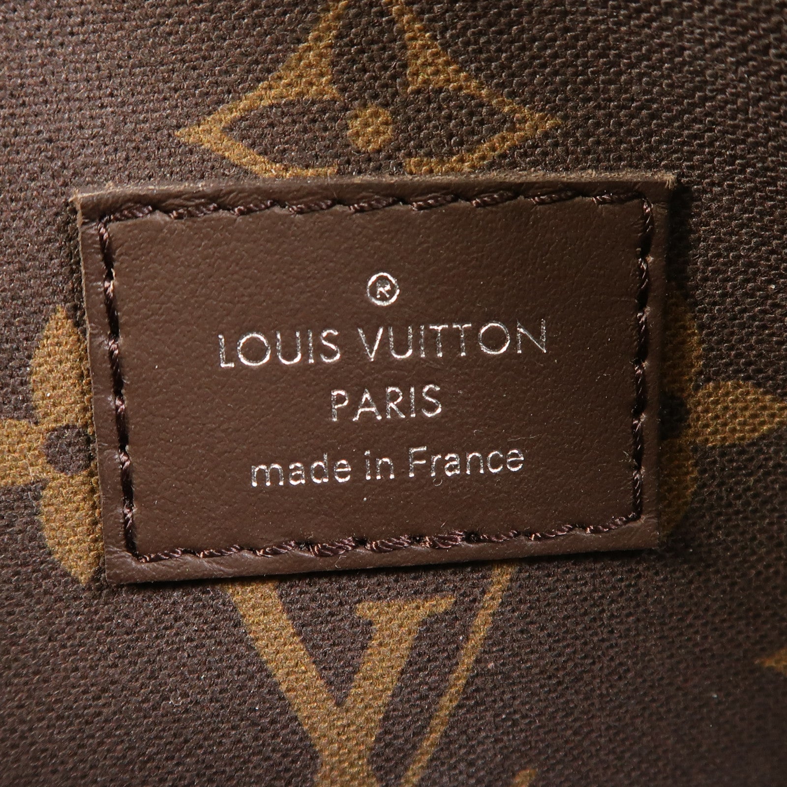 LOUIS VUITTON Monogram Nano Alpha肩背袋