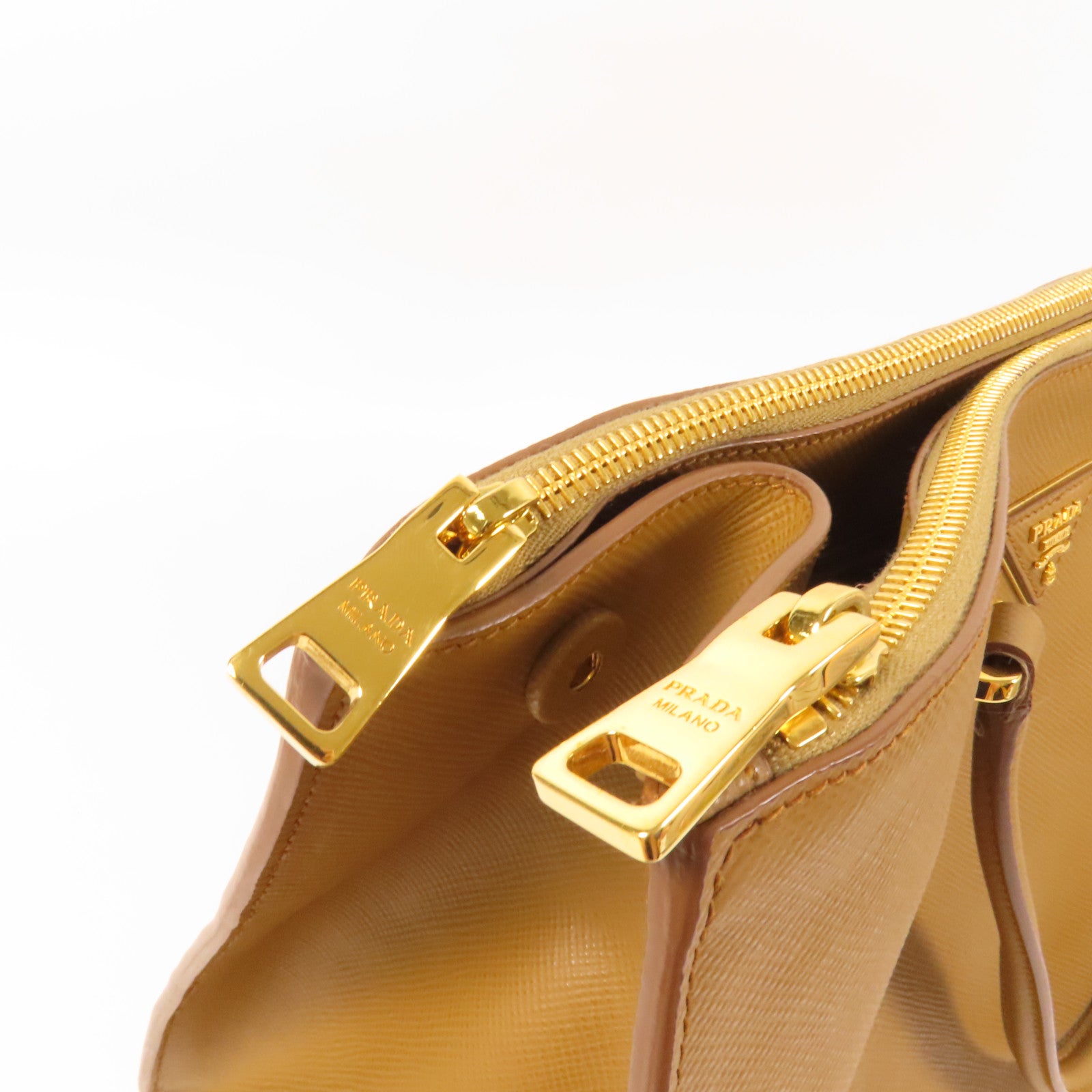 PRADA Saffiano皮革2Way Shoulder金扣手挽肩背兩用袋