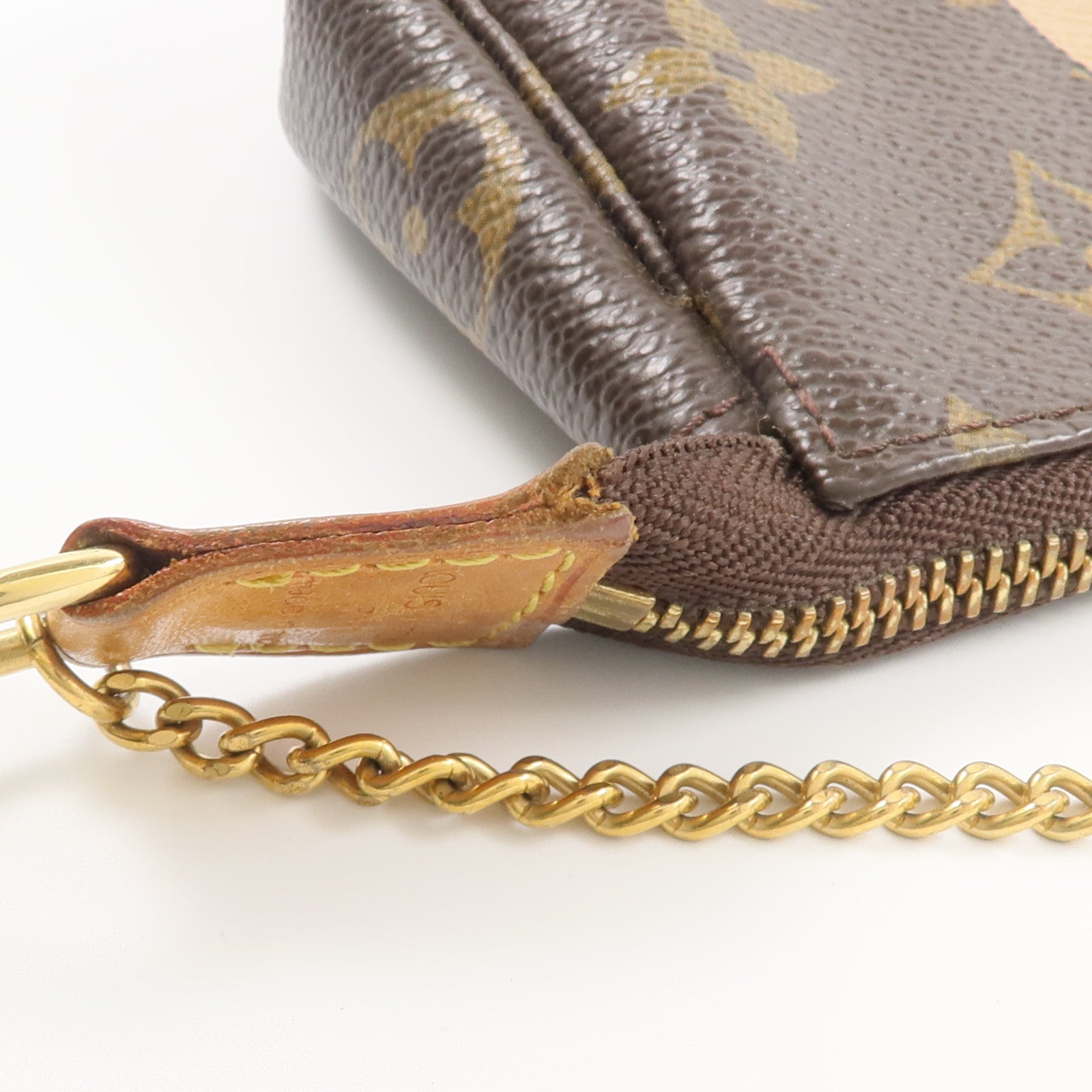 LOUIS VUITTON Monogram Mini Pochette Accessoires手挽袋