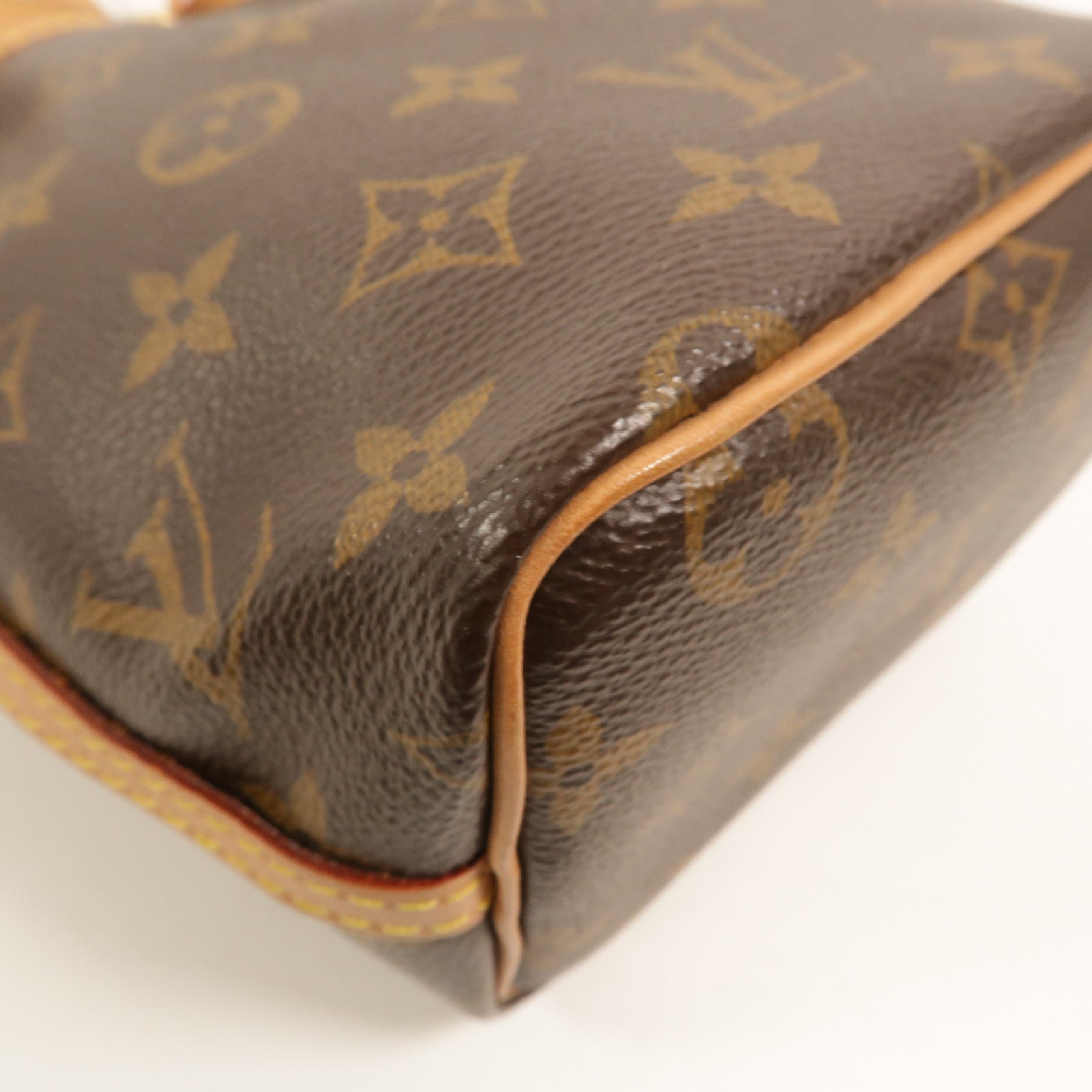 LOUIS VUITTON Monogram Nano Noe肩背袋