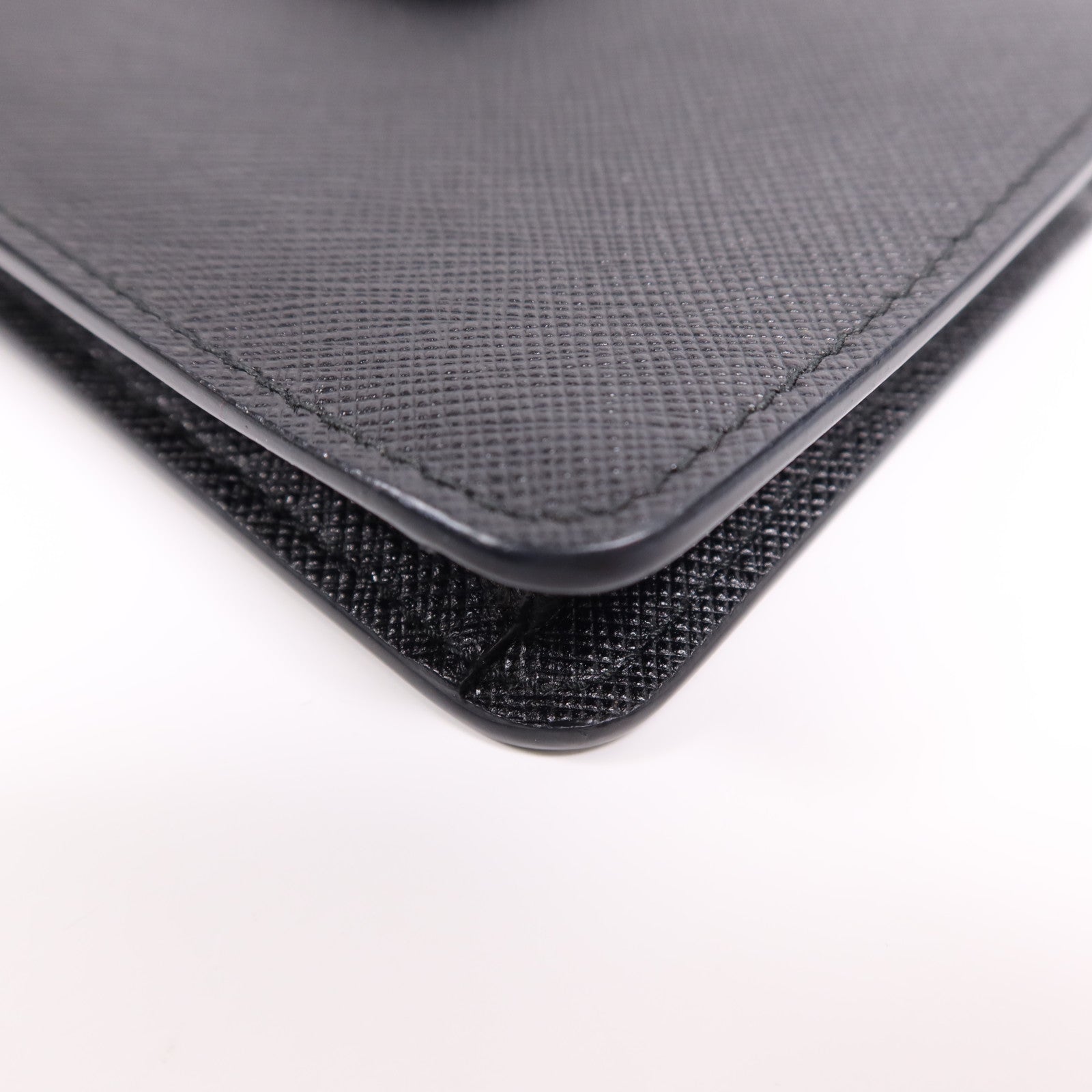 PRADA 牛皮皮革Phone Case金扣鏈帶肩背袋