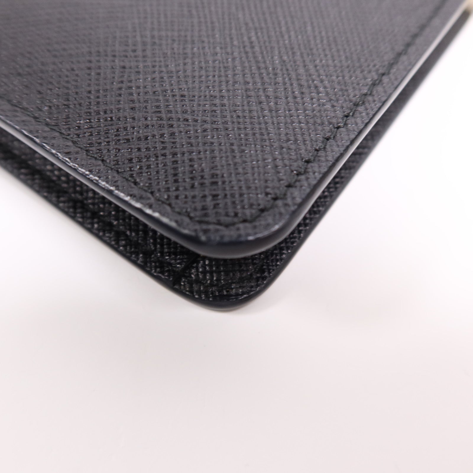 PRADA 牛皮皮革Phone Case金扣鏈帶肩背袋