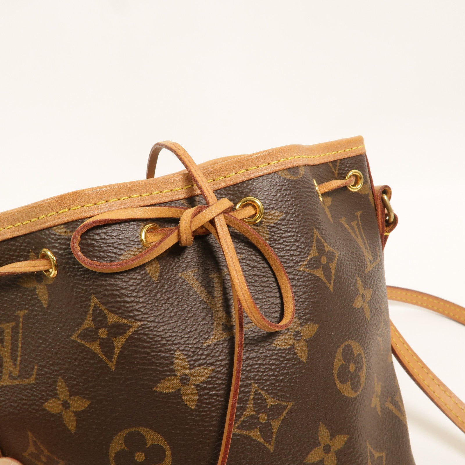 LOUIS VUITTON Monogram Nano Noe肩背袋