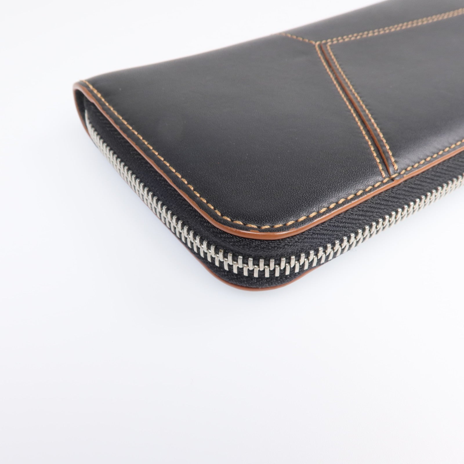 LOEWE 牛皮皮革Long Wallet銀扣長錢包