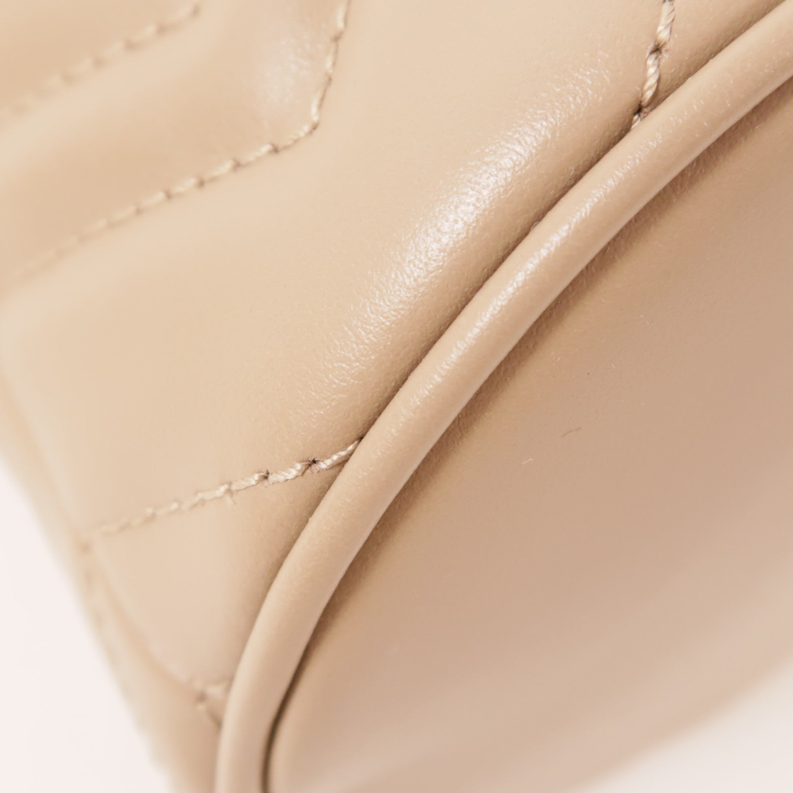 GUCCI 【激減優惠】牛皮皮革GG Marmont Bucket金扣鏈帶肩背袋
