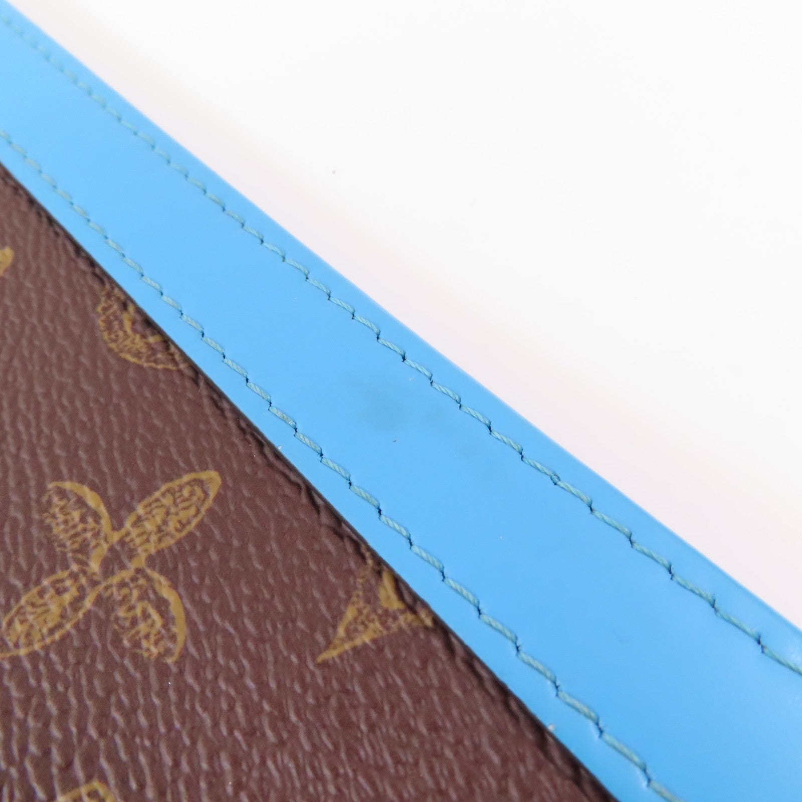 LOUIS VUITTON Monogram Pochette Voyage MM金扣手拿包