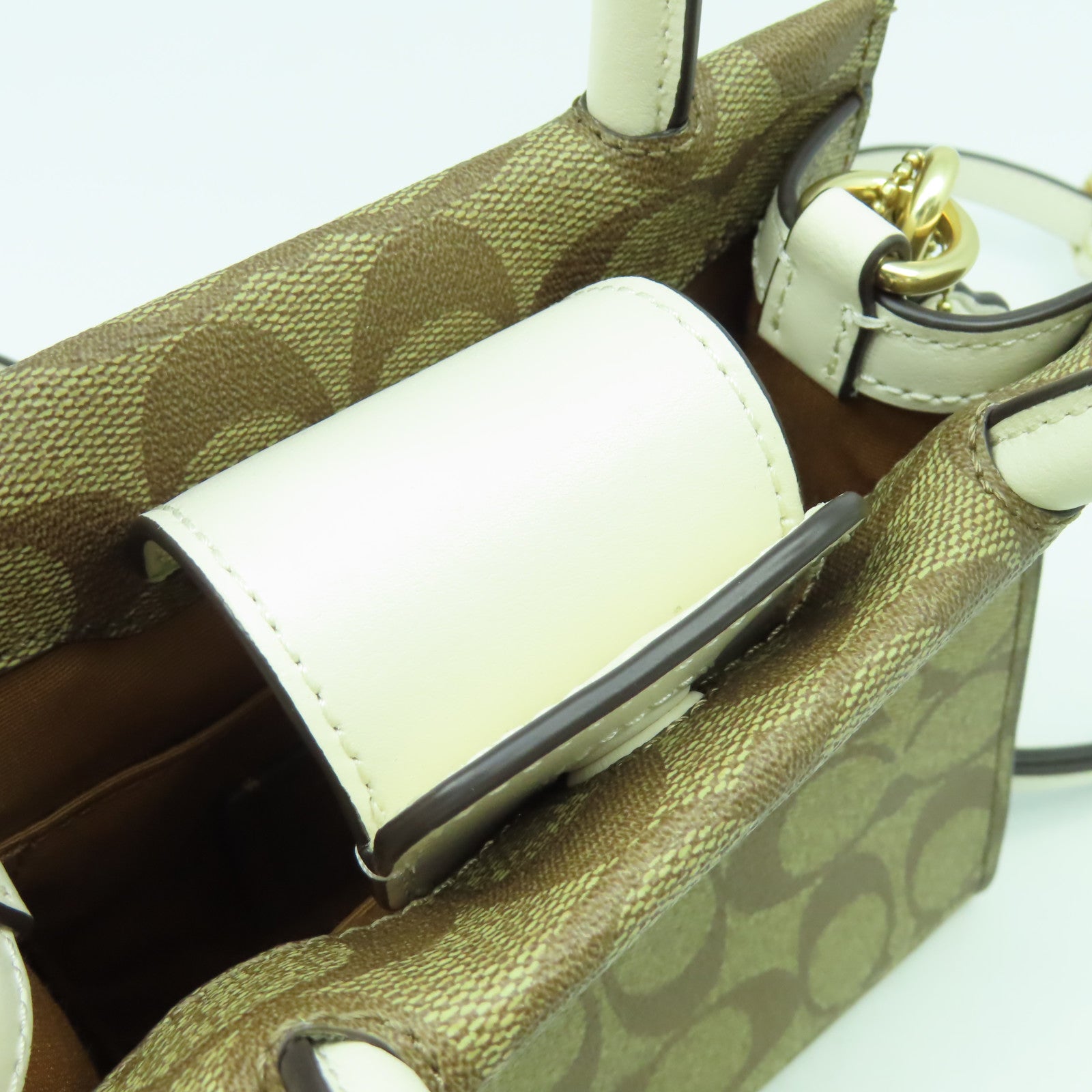 COACH 塗層帆布2 Way Shoulder Bag金扣手挽肩背兩用袋白色/棕色