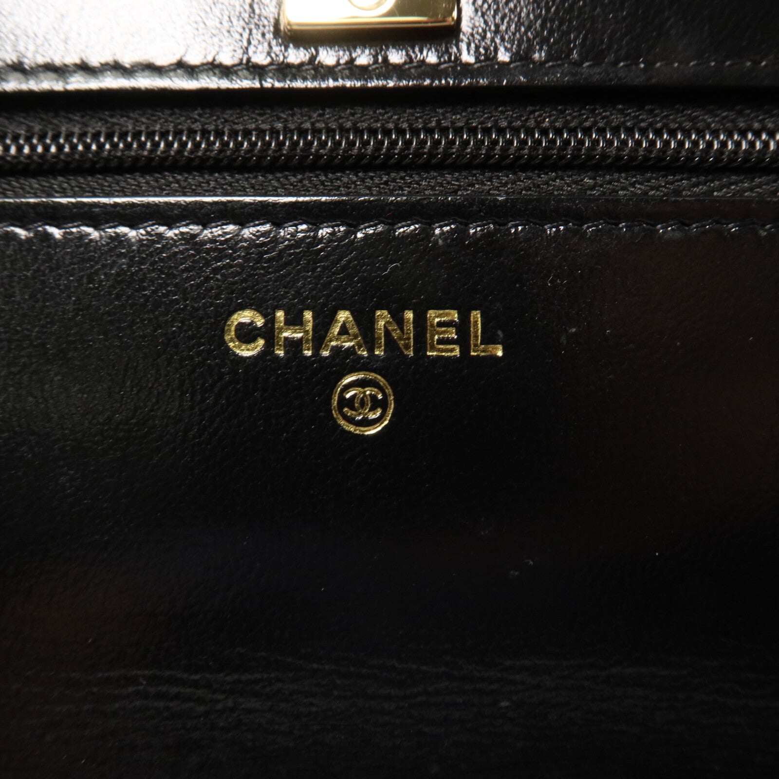 CHANEL 羊皮皮革Wallet On Chain鏈帶肩背袋