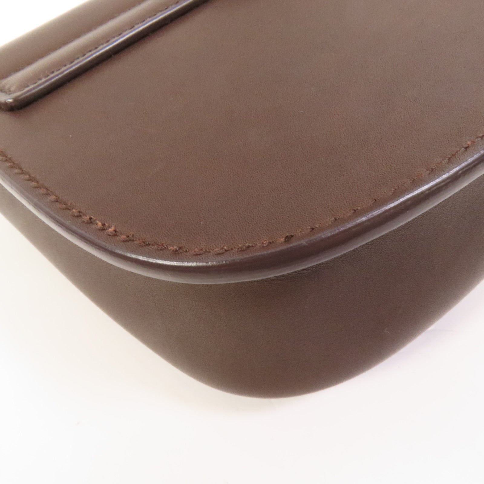 SAINT LAURENT 牛皮皮革Kaia金扣肩背袋