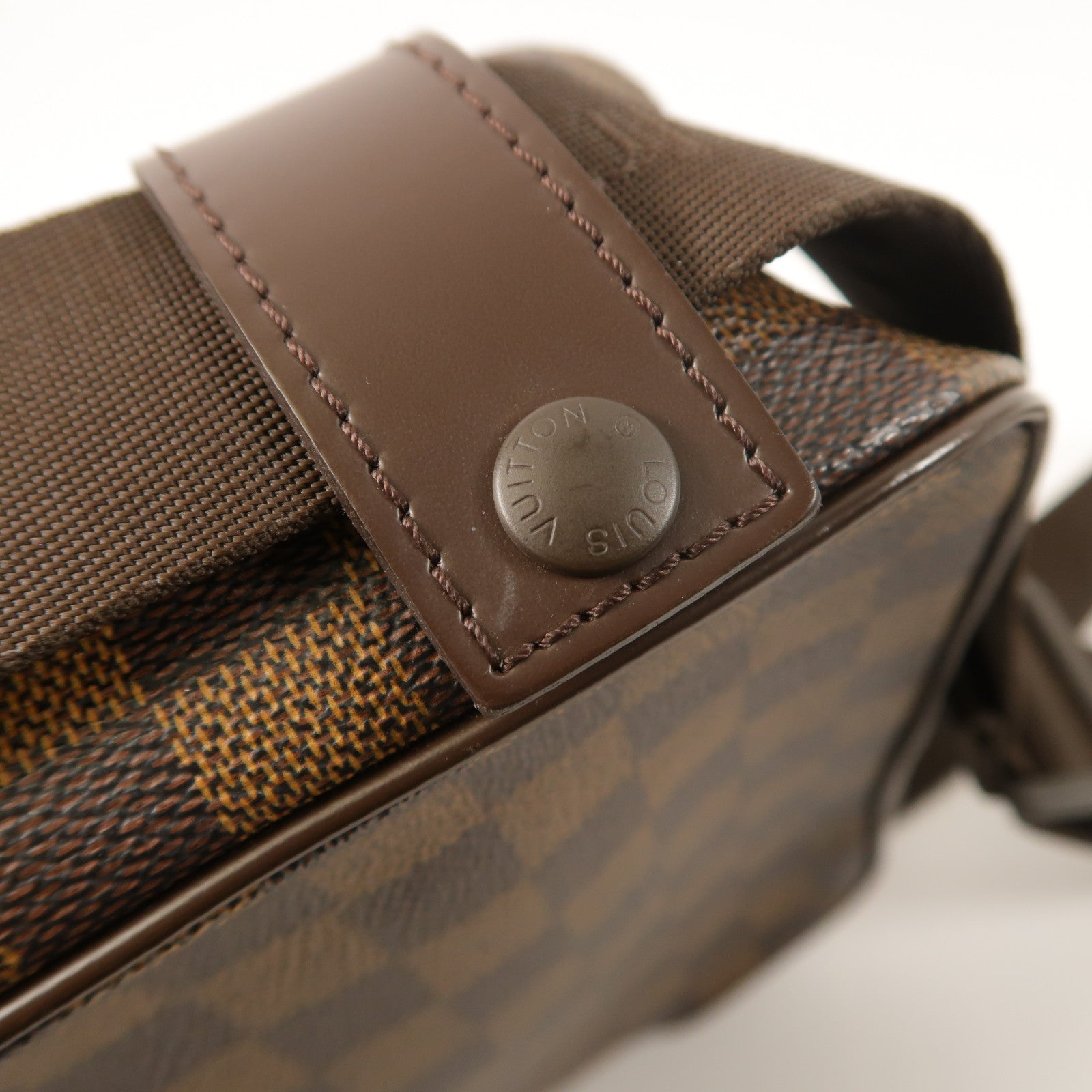 LOUIS VUITTON Damier Olav PM肩背袋