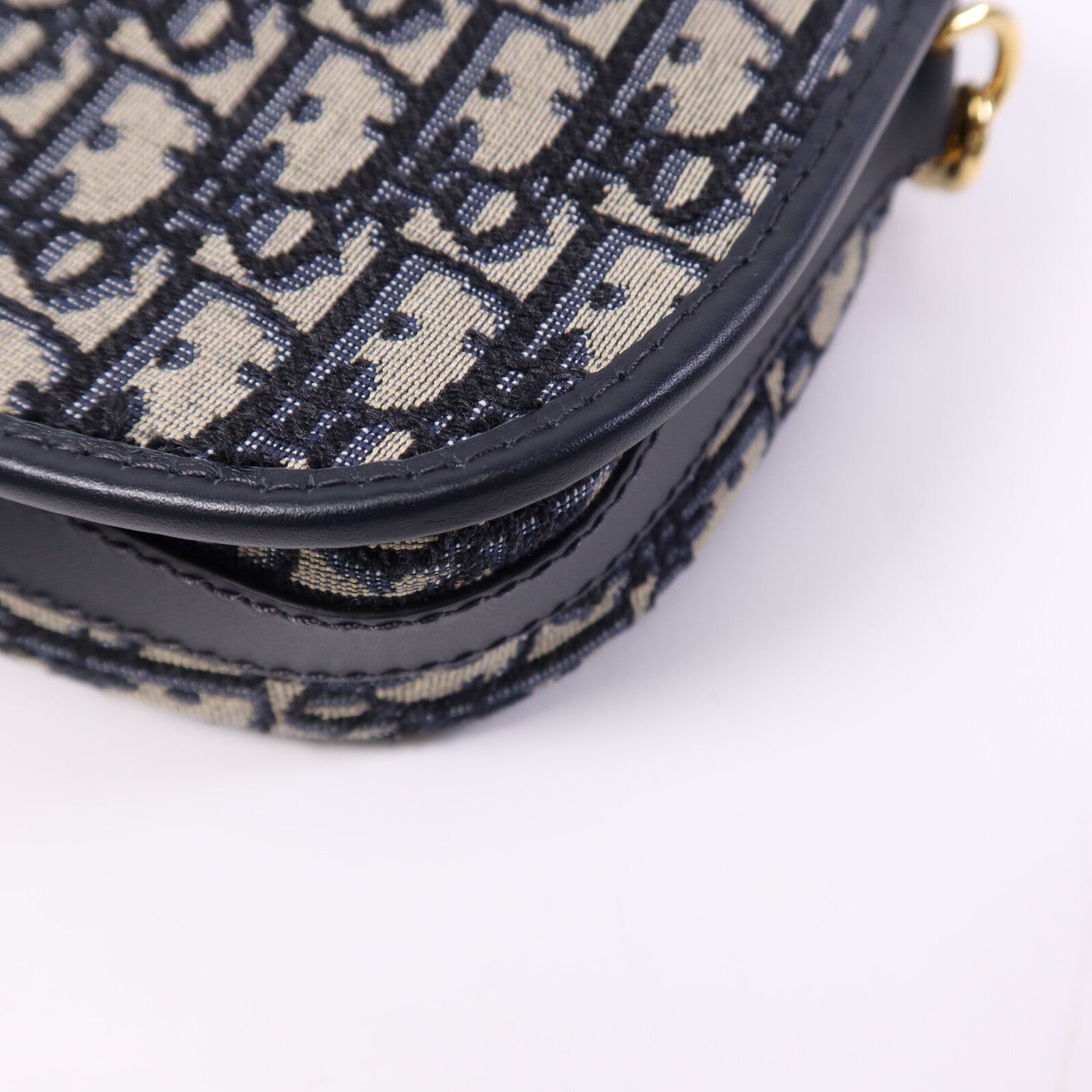 Dior 帆布Bobby Medium金扣肩背袋