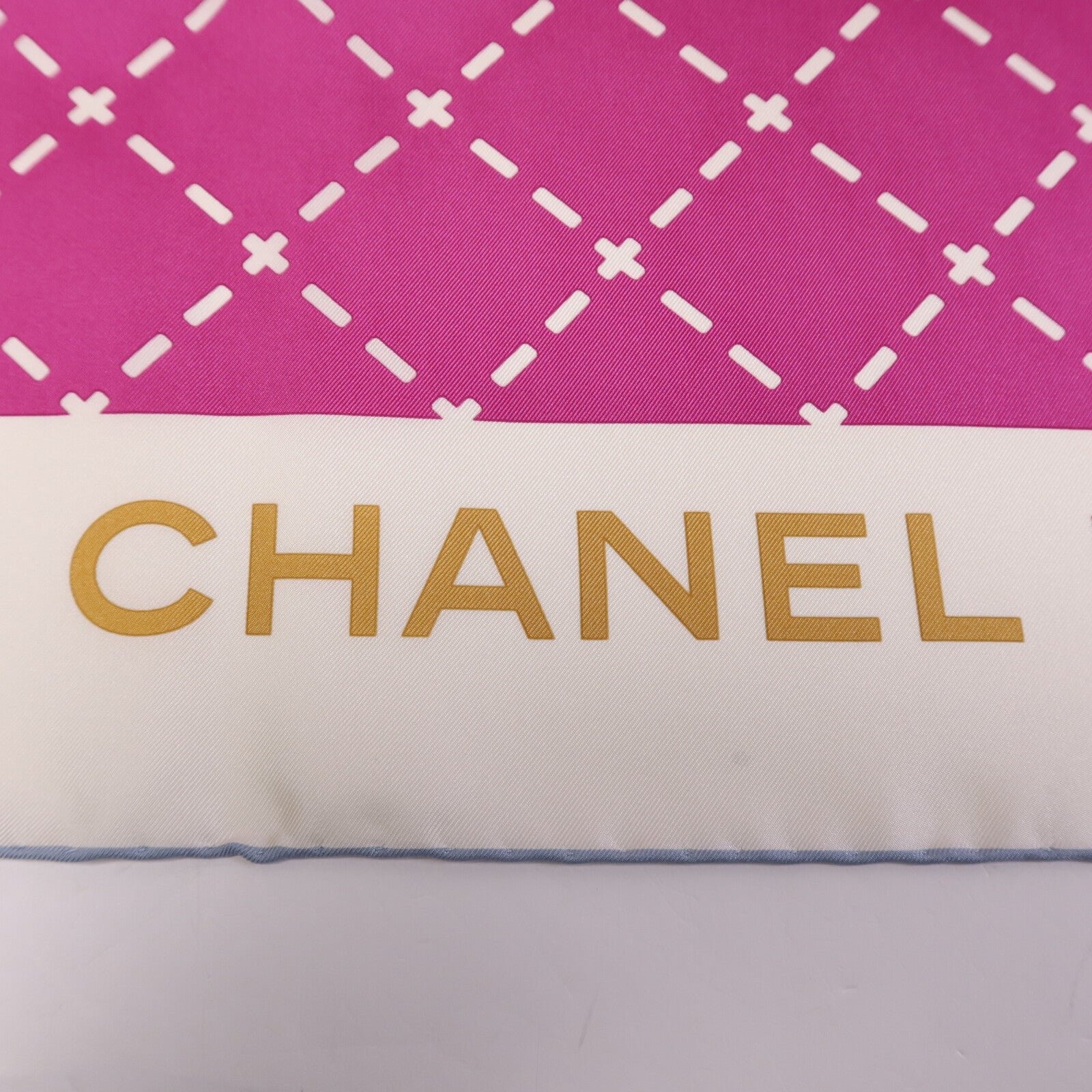 CHANEL 絲質Scarf 90x90絲巾