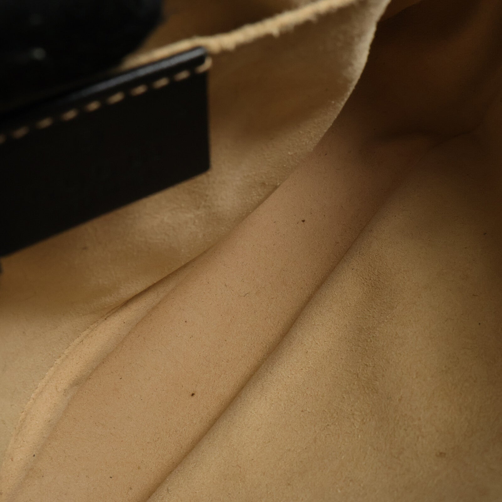 GUCCI 牛皮皮革GG Marmont Small肩背袋