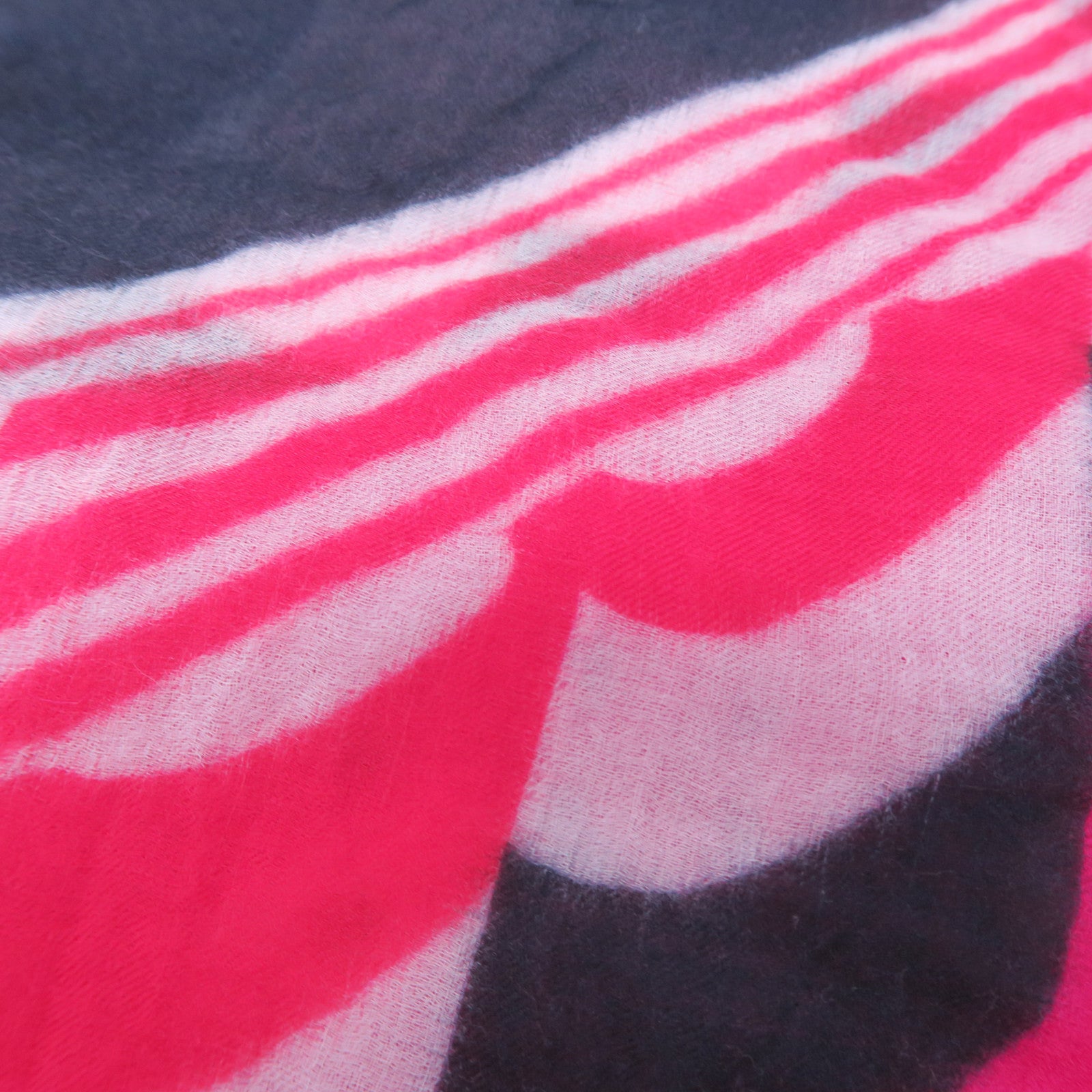 CHANEL 【激減優惠】羊絨Scarf圍巾紅色
