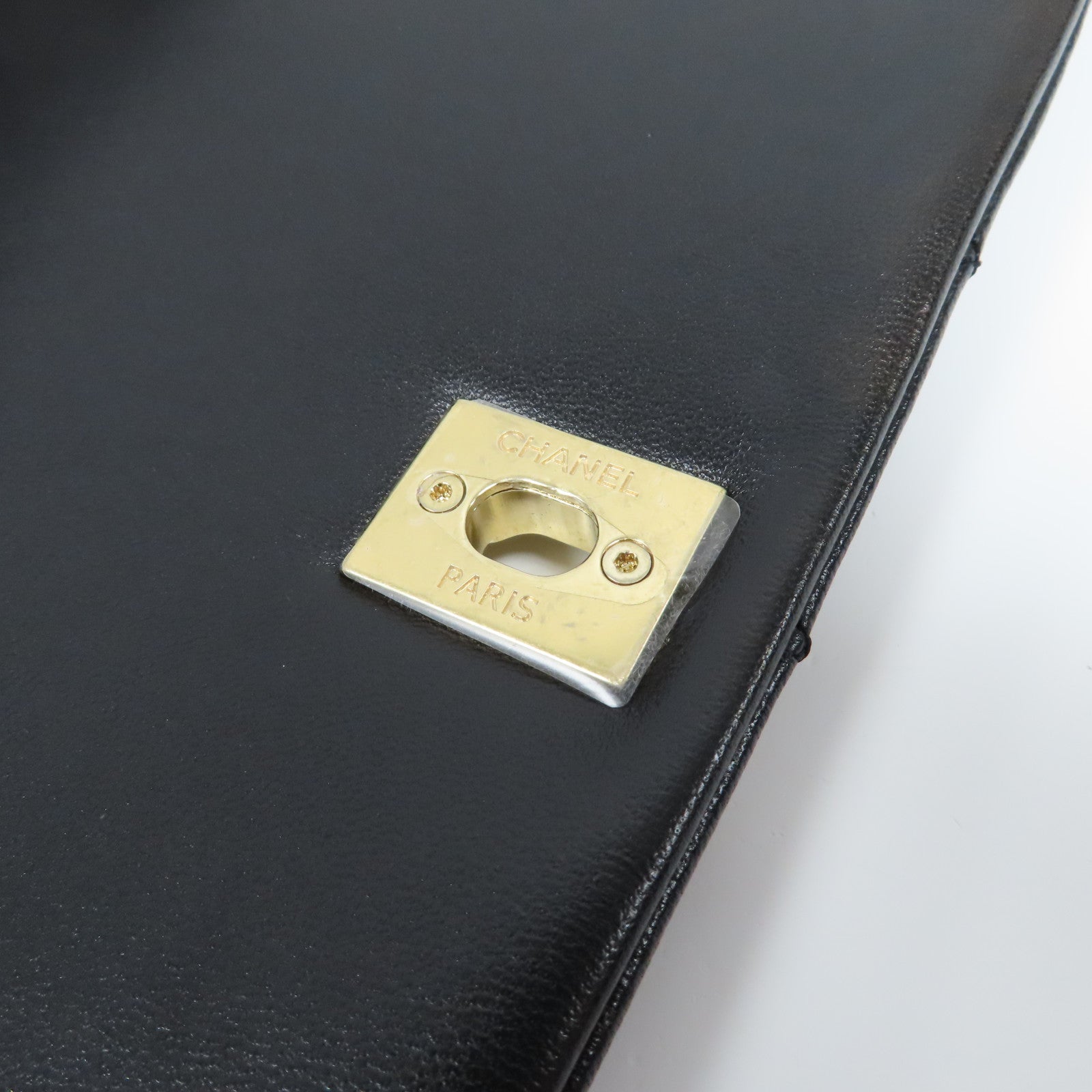 CHANEL 菱格羊皮皮革Chain Shoulder金扣鏈帶肩背袋黑色