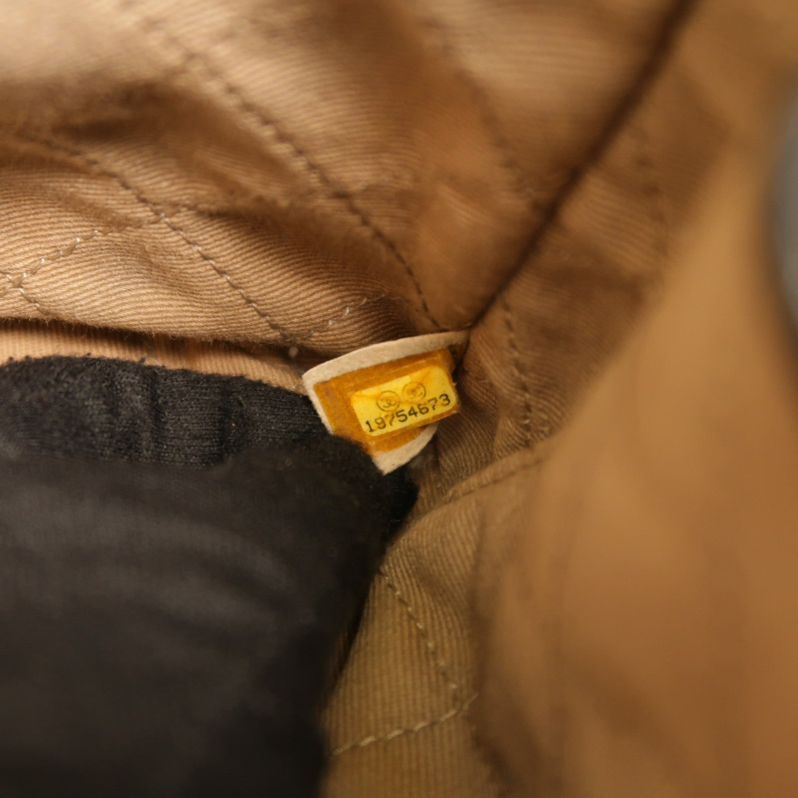 CHANEL 牛皮皮革2Way Shoulder銀扣手挽肩背兩用袋