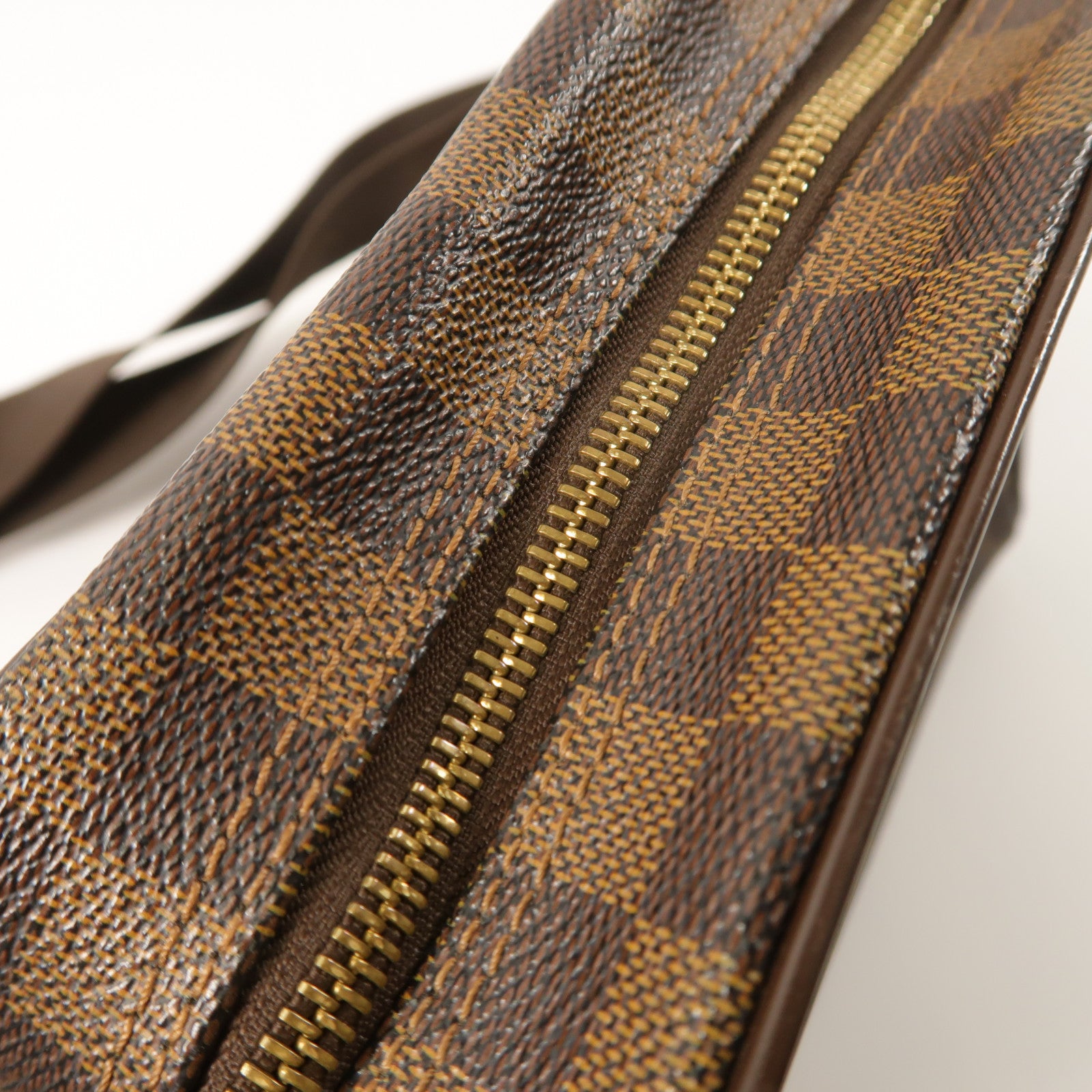 LOUIS VUITTON Damier Olav PM肩背袋