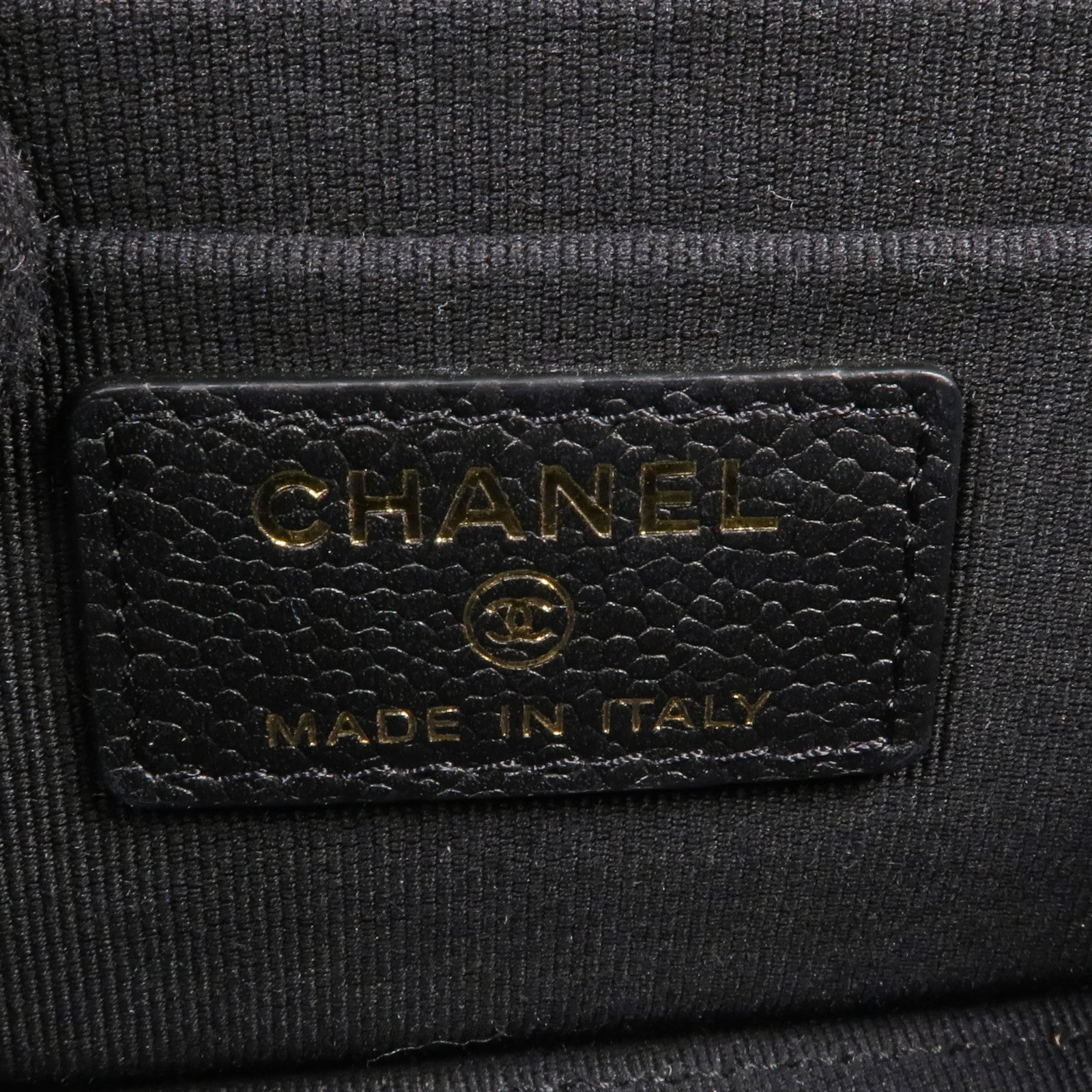 CHANEL 牛皮皮革Vanity Case金扣鏈帶肩背袋