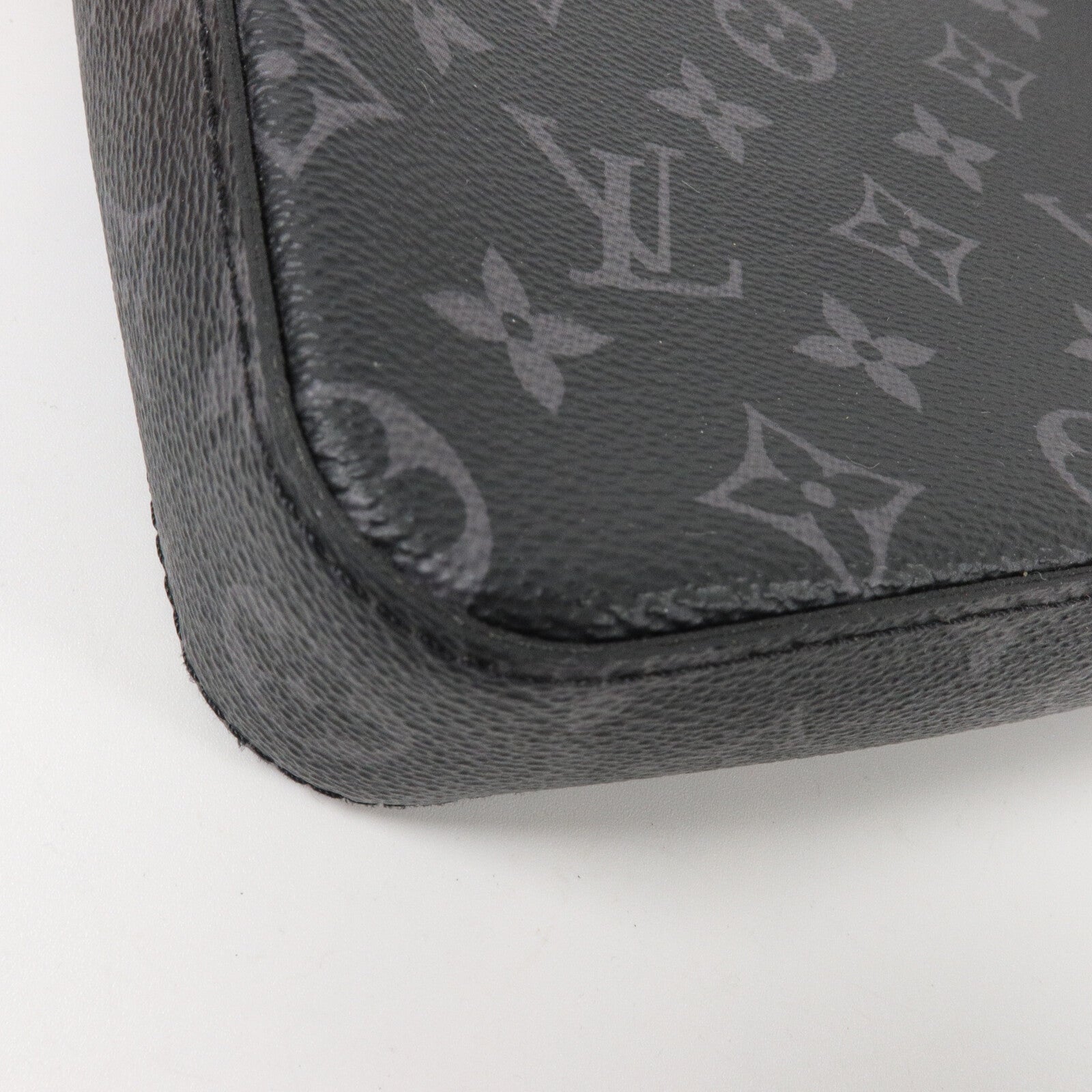 LOUIS VUITTON Monogram Eclipse Reverse Trio Messenger肩背袋