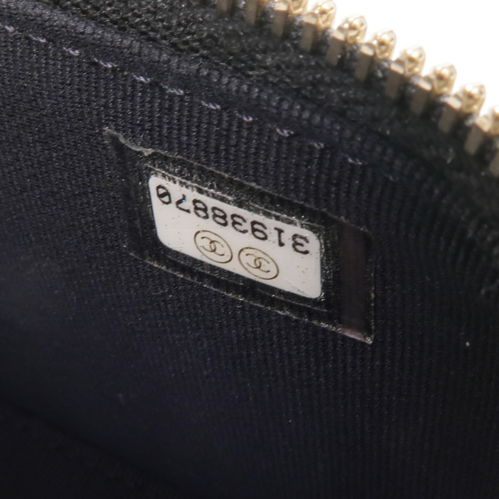 CHANEL 牛皮皮革Vanity Case金扣鏈帶肩背袋