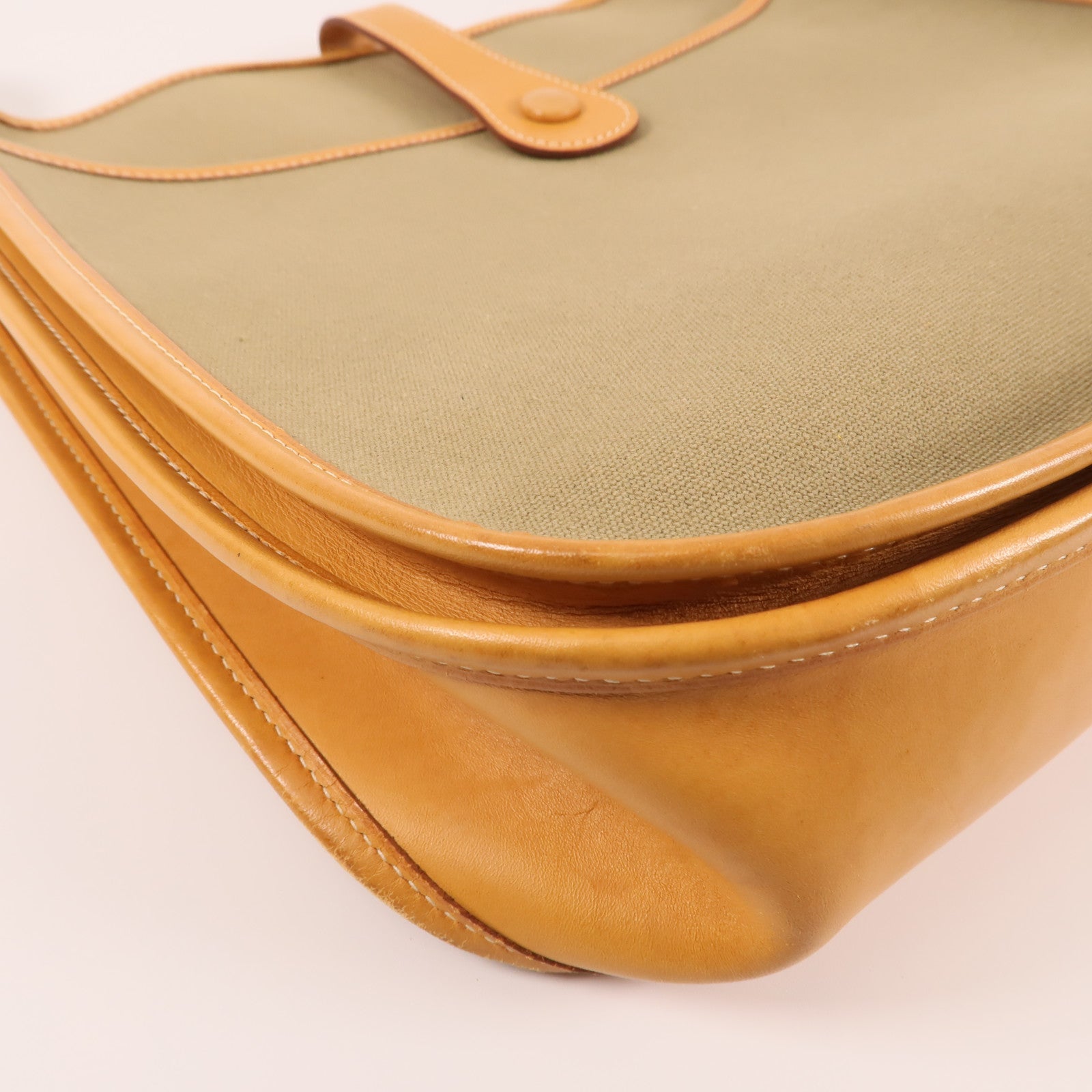 HERMES 帆布Evelyne PM銀扣肩背袋