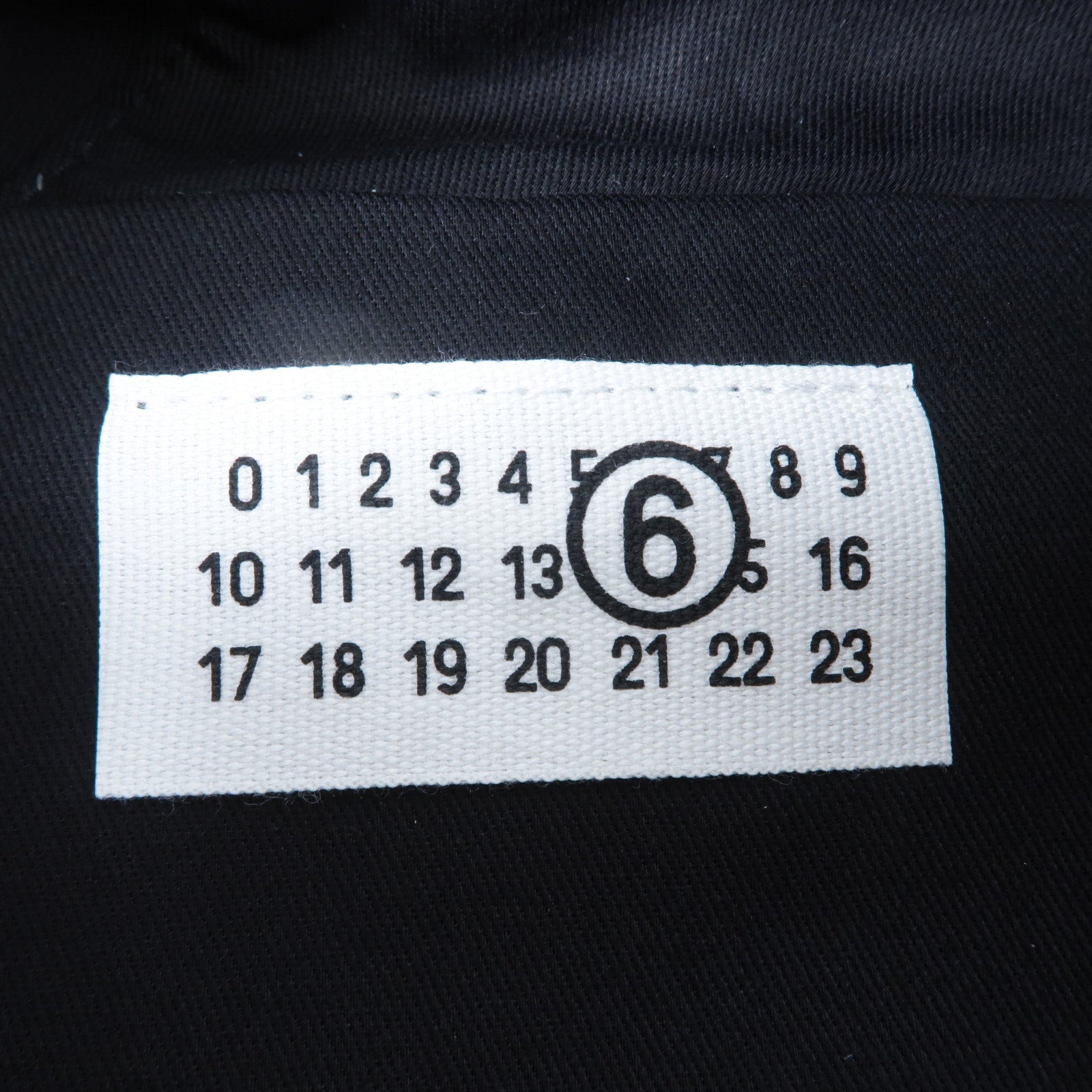 SELECTION 牛皮皮革MM6 Classic Japanese Bag M手挽袋