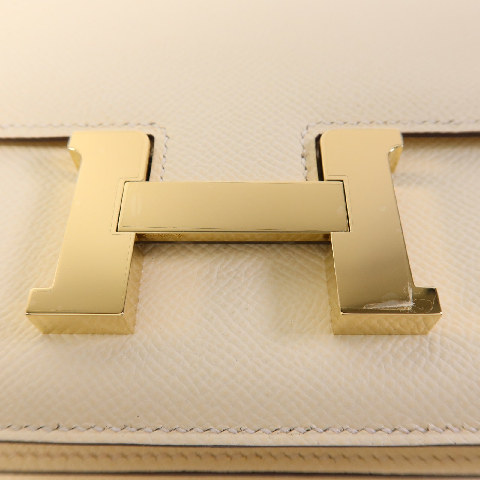 HERMES Epsom皮革Constance Mini金扣肩背袋Nata