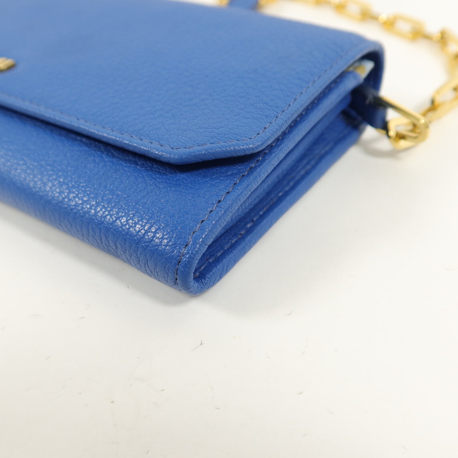 Miu Miu 羊皮皮革Small Item鏈帶肩背袋