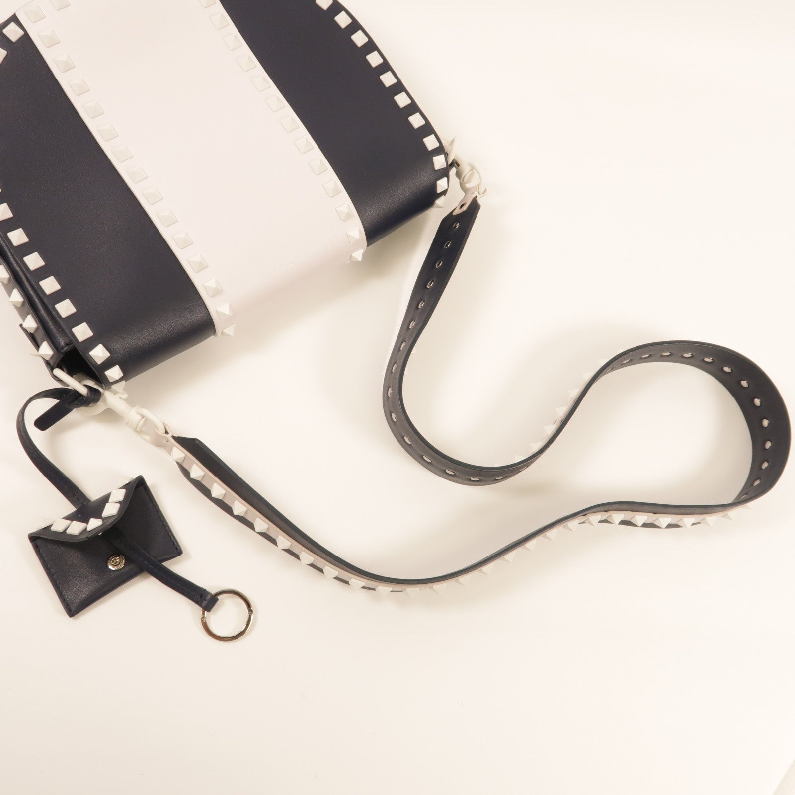 Valentino 牛皮皮革Shoulder Bag肩背袋
