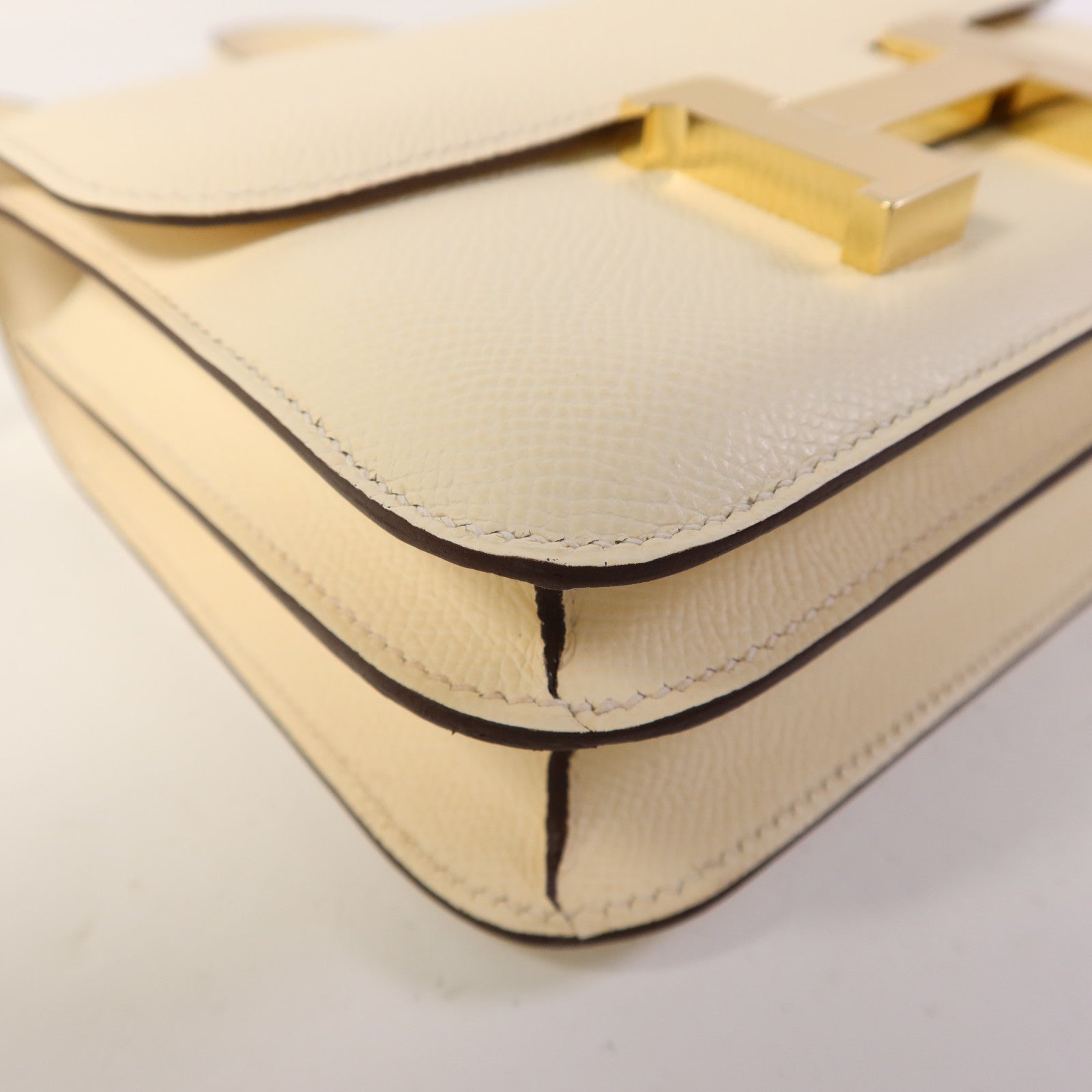 HERMES Epsom皮革Constance Mini金扣肩背袋Nata