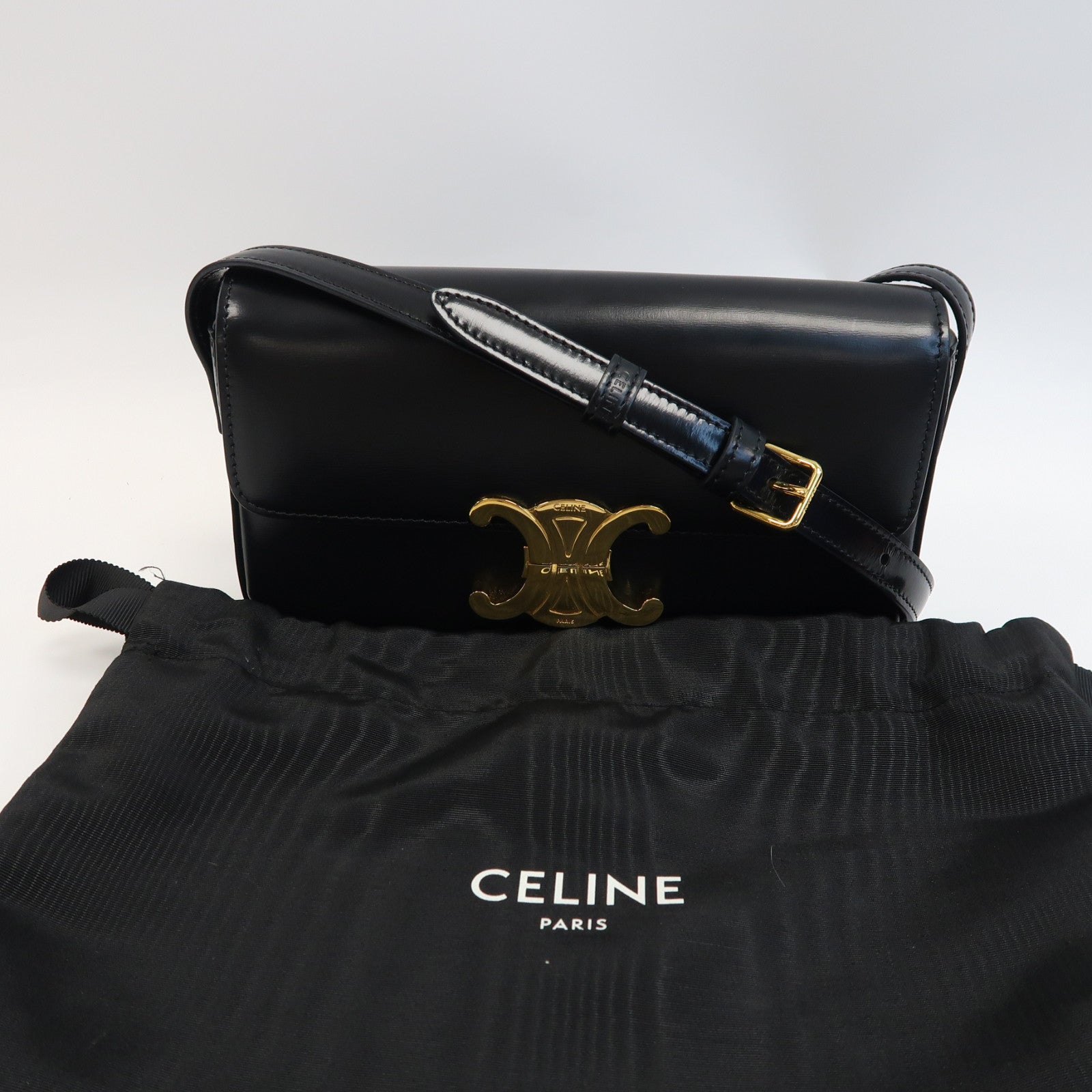 CELINE 牛皮皮革Claude金扣肩背袋黑色
